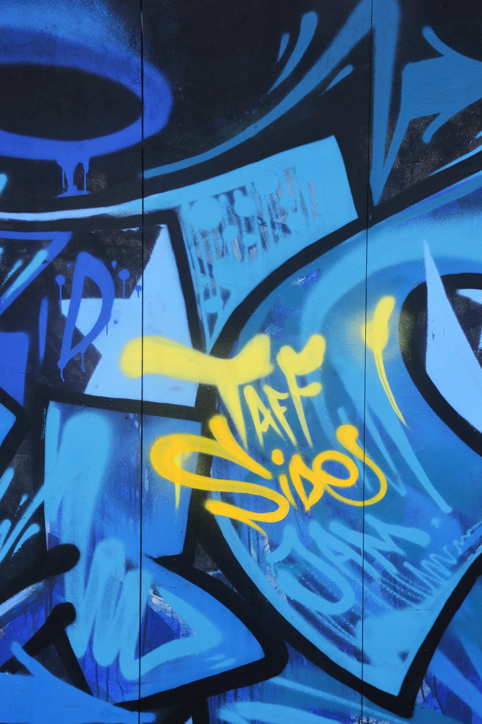 Good Street Art in Cardiff!