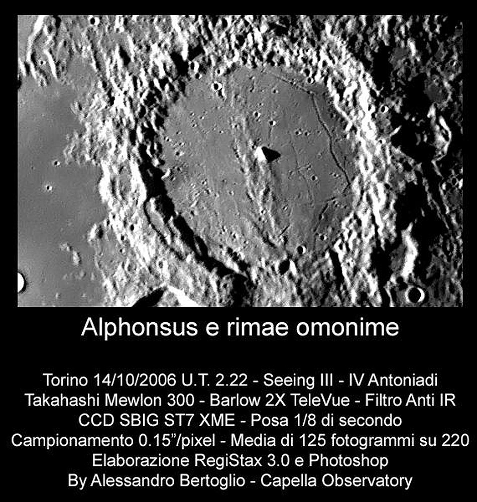 Luna, cratere Alphonsus con rimae omonime
