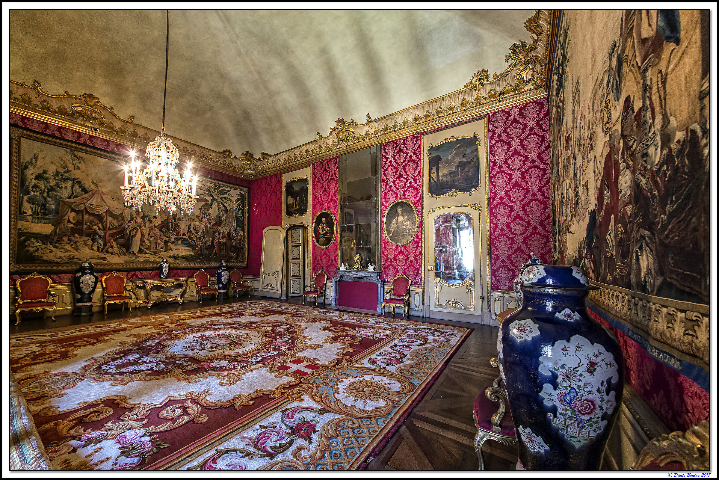 Third Antique Room on Second Floor Noble