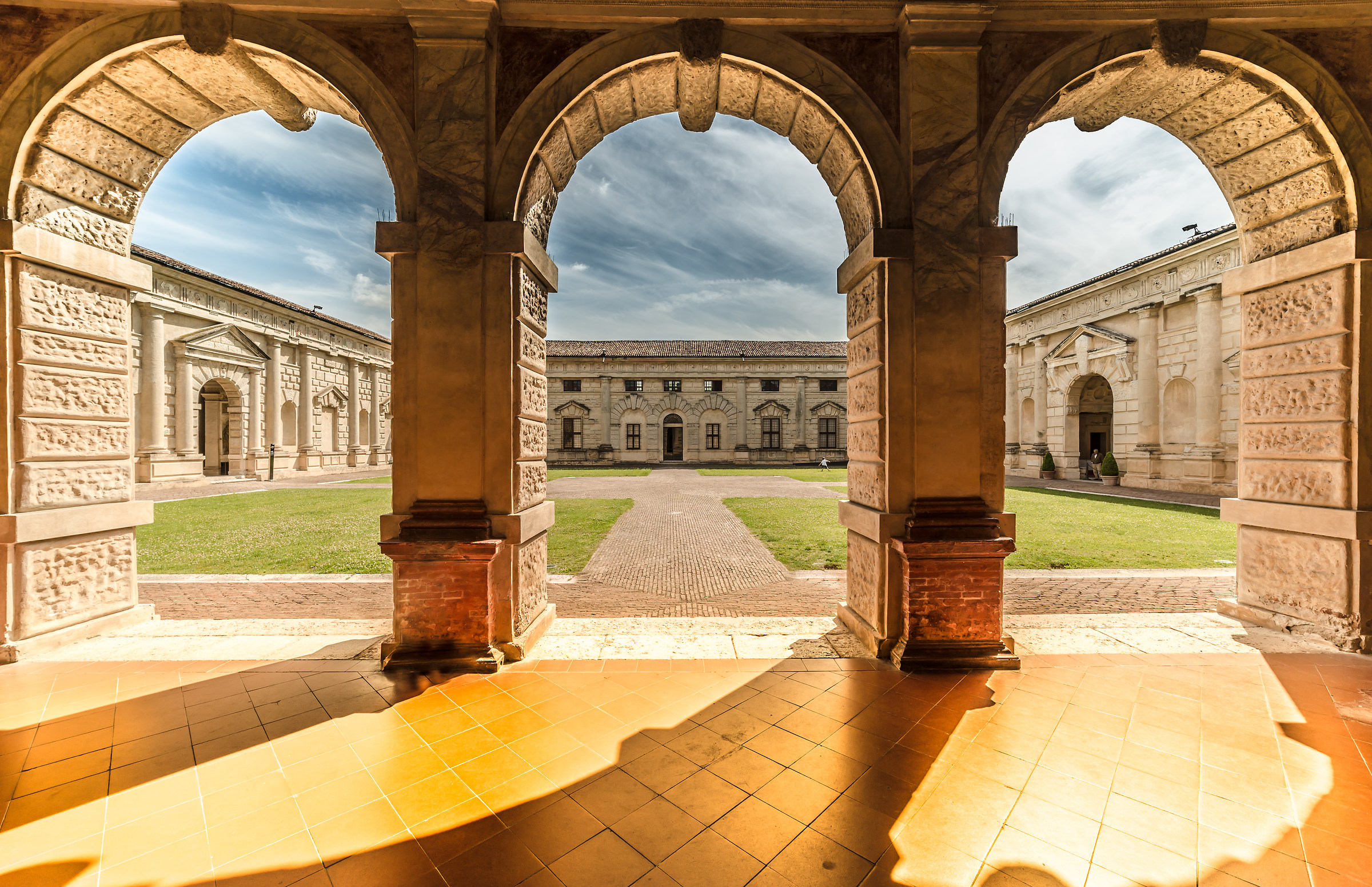 Enter and Accommodate !!! (Palazzo Te Mantova) ..