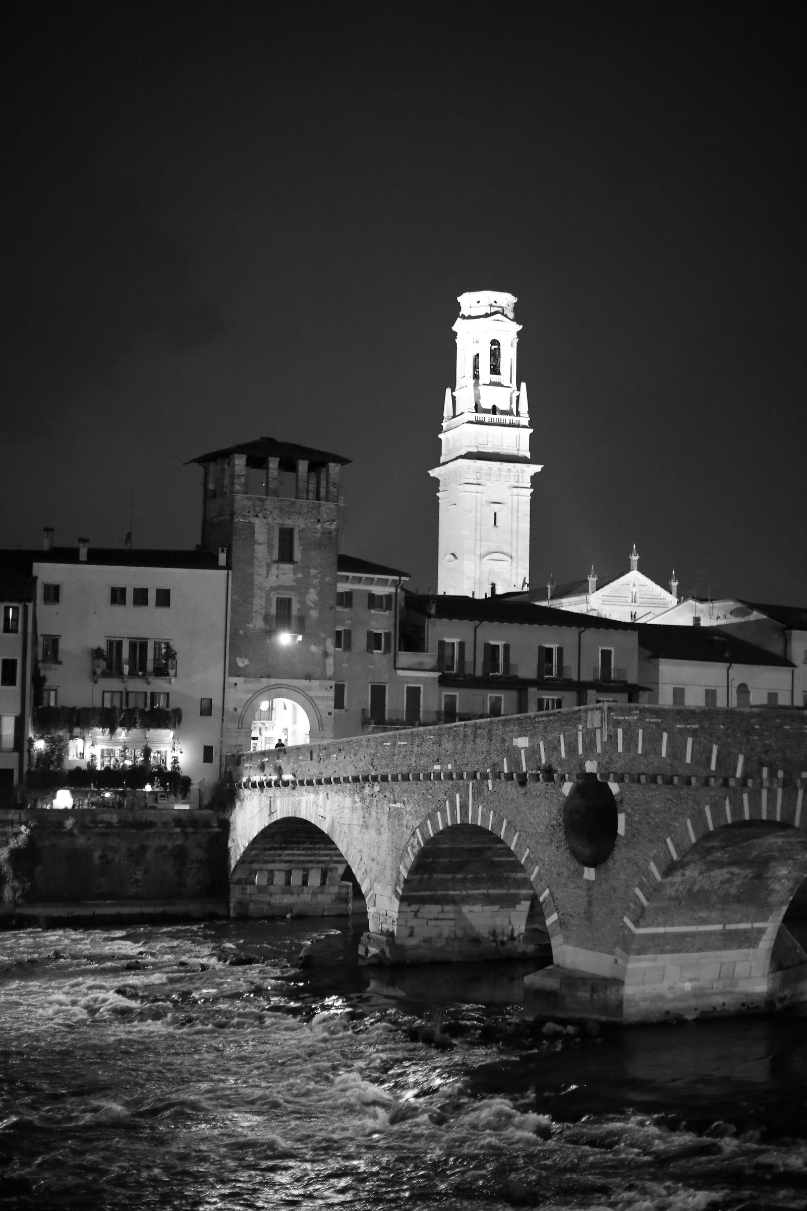 ponte Pietra