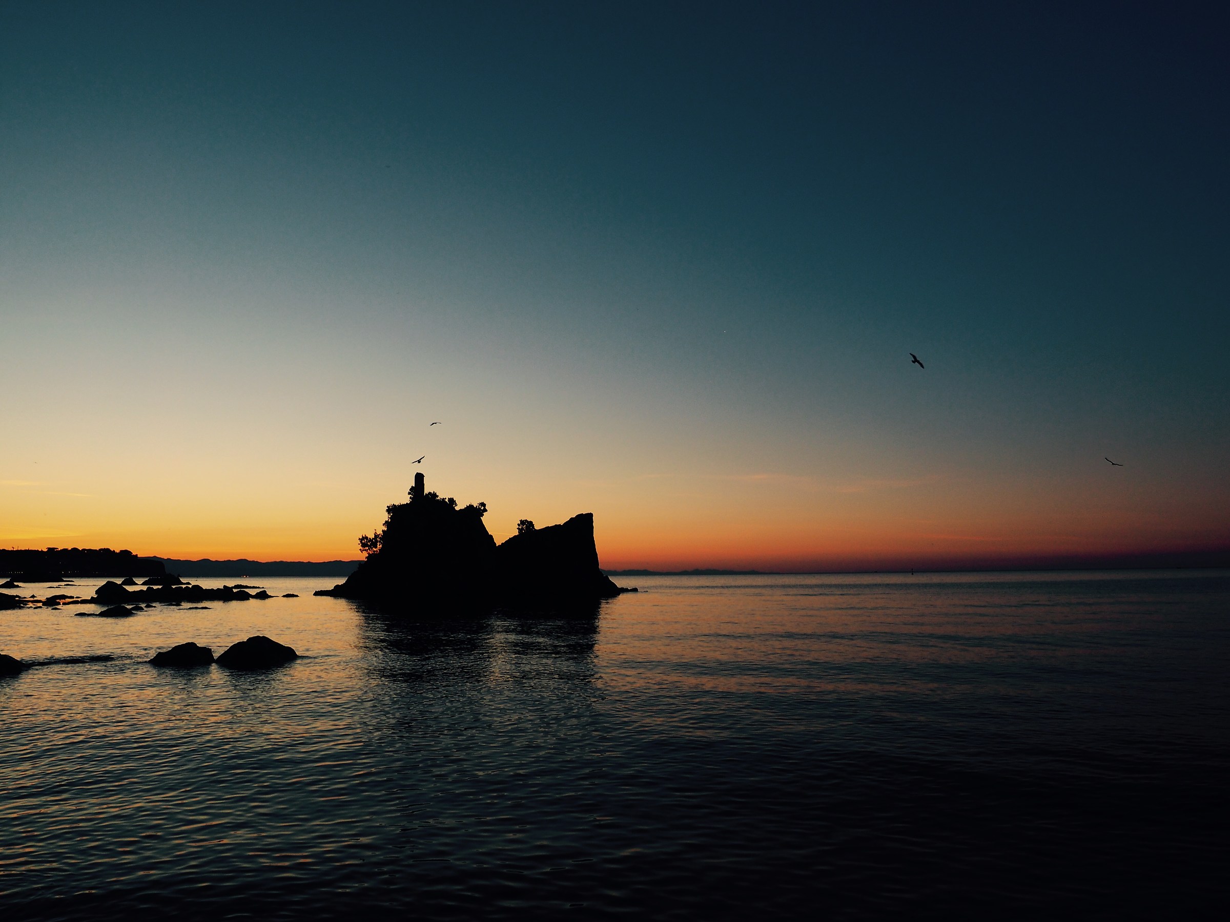 Sunrise on the savona-albissola ring road :)