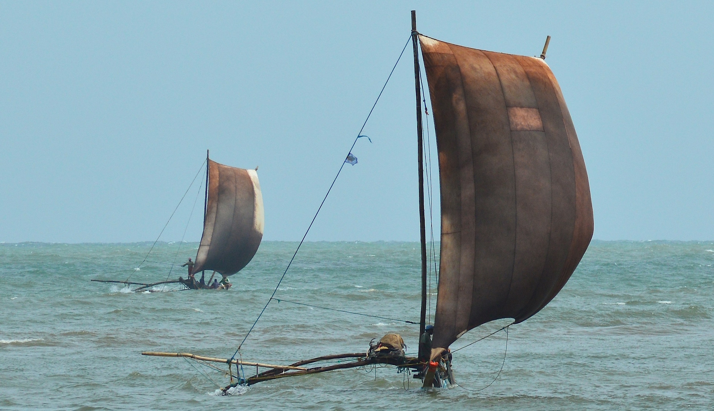 You return from day to sea ...