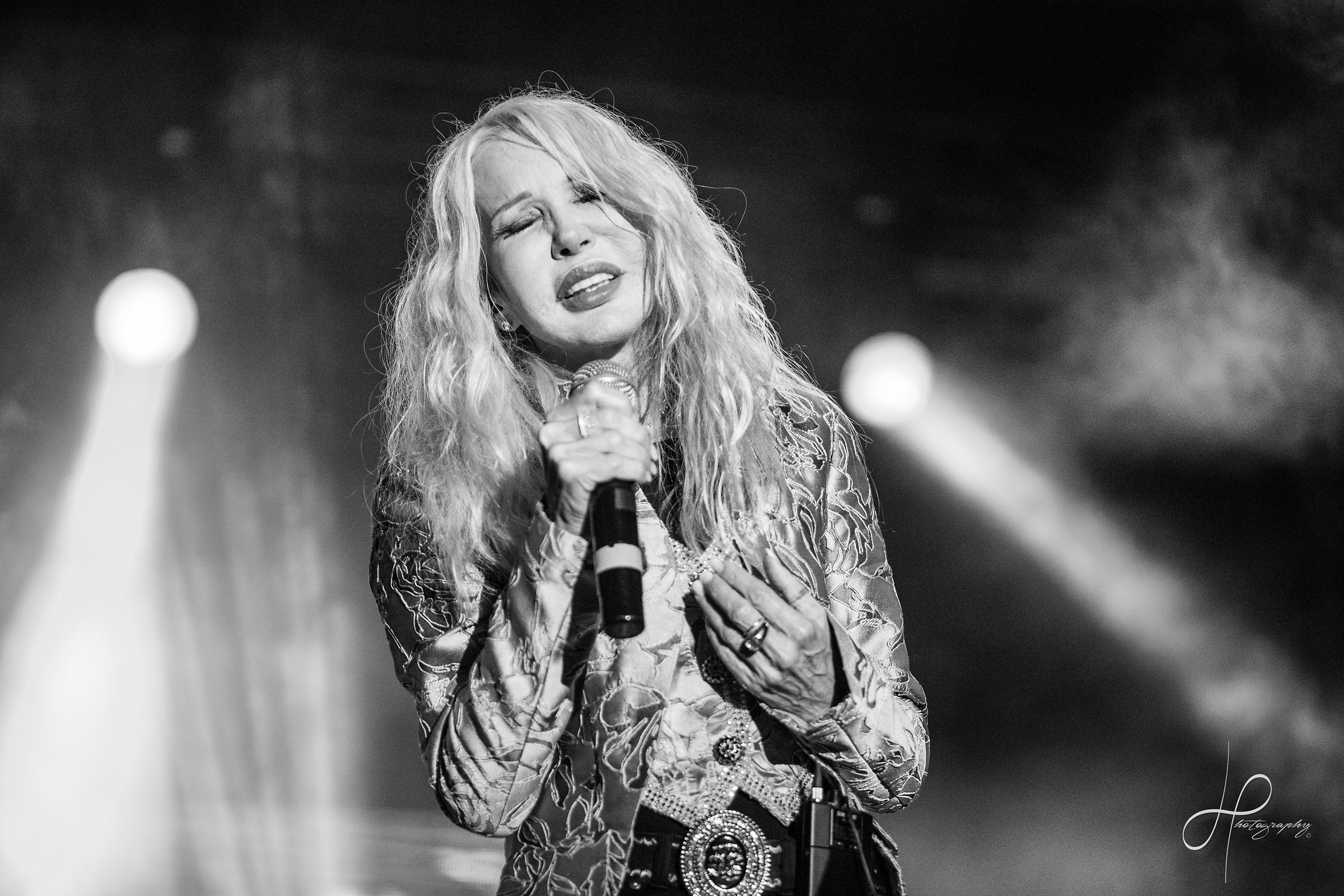 Ivana Spain lives in Monte San Giusto