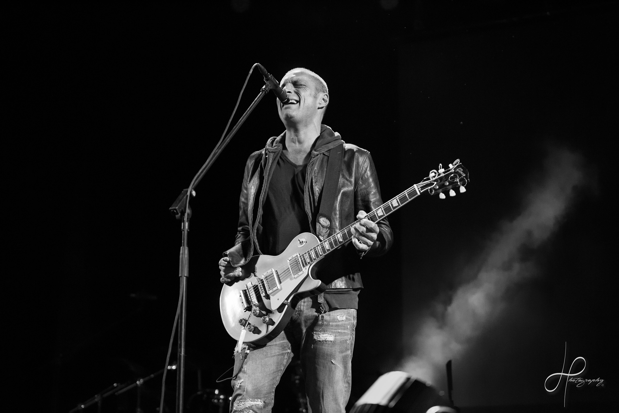 Alex Britti live on August 12, 2016 in Ciavitanova Marche