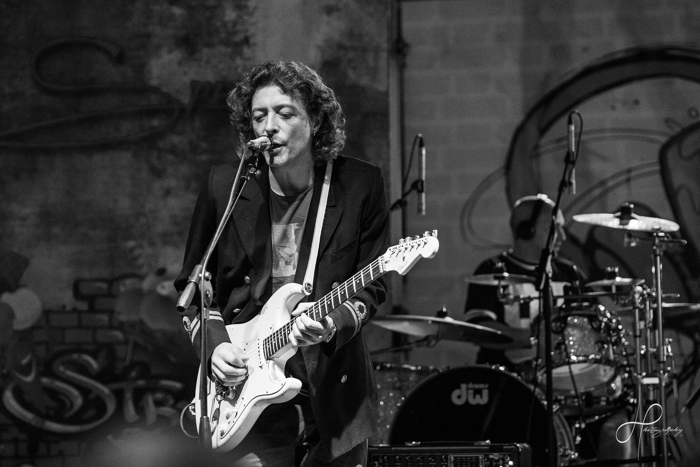 Federico Poggipollini with the Marlon Brando Band