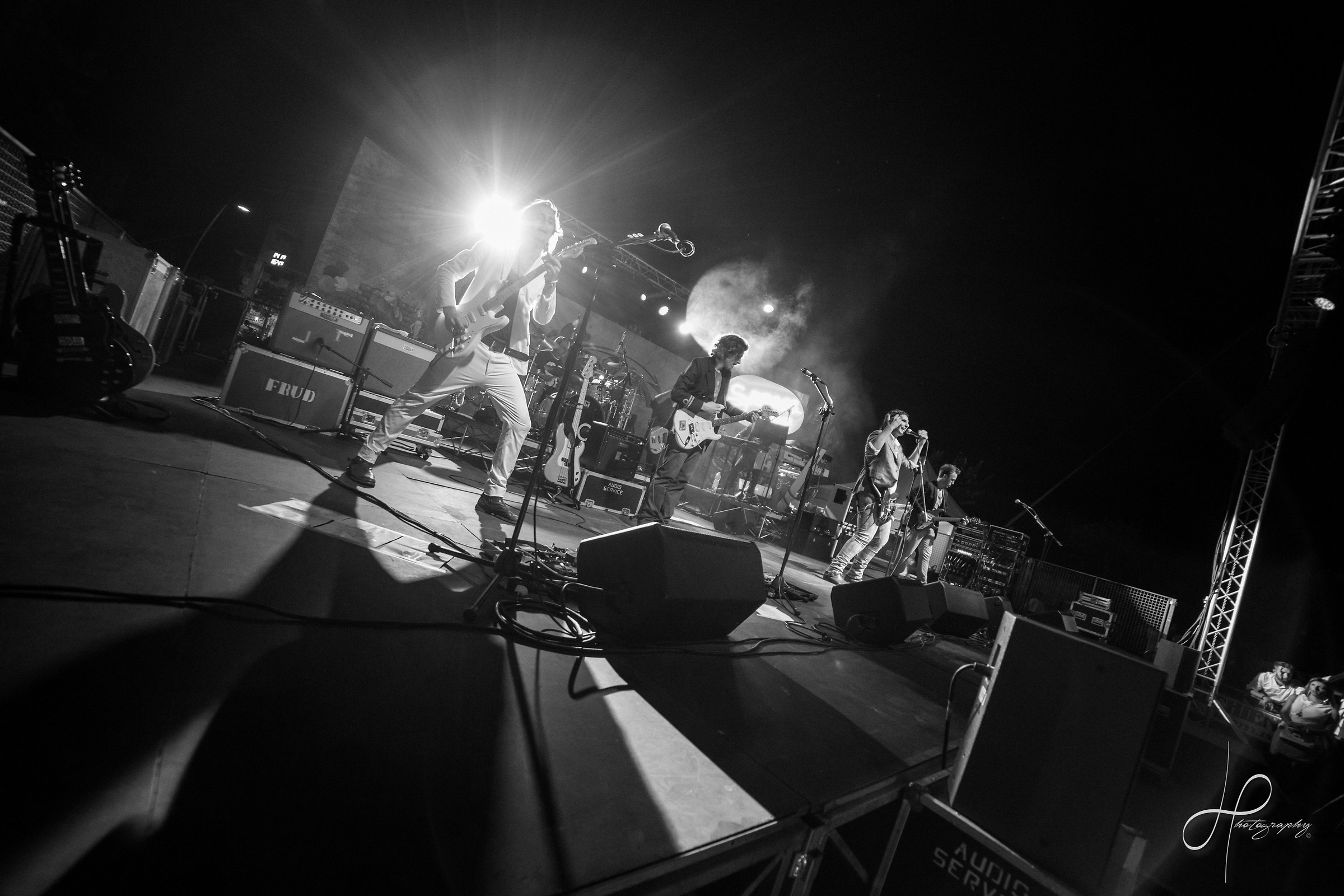 Federico Poggipollini with the Marlon Brando Band