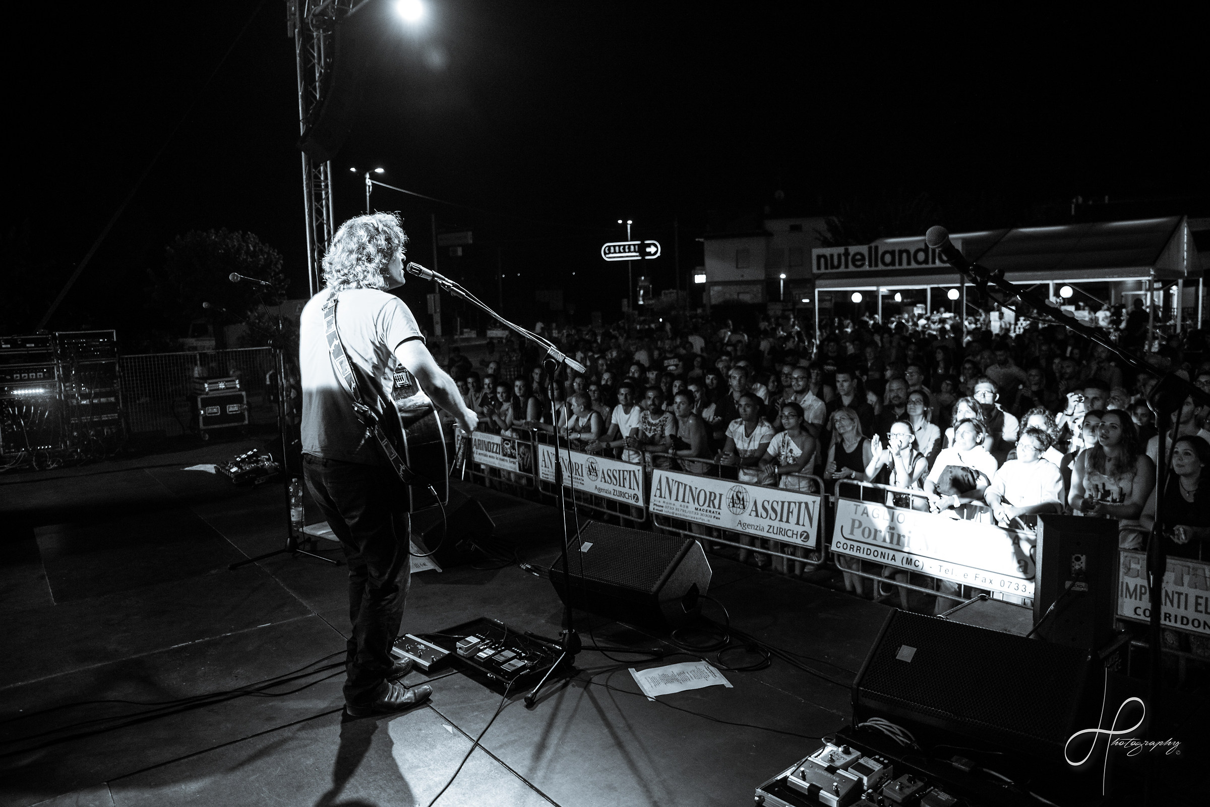 Federico Poggipollini with the Marlon Brando Band
