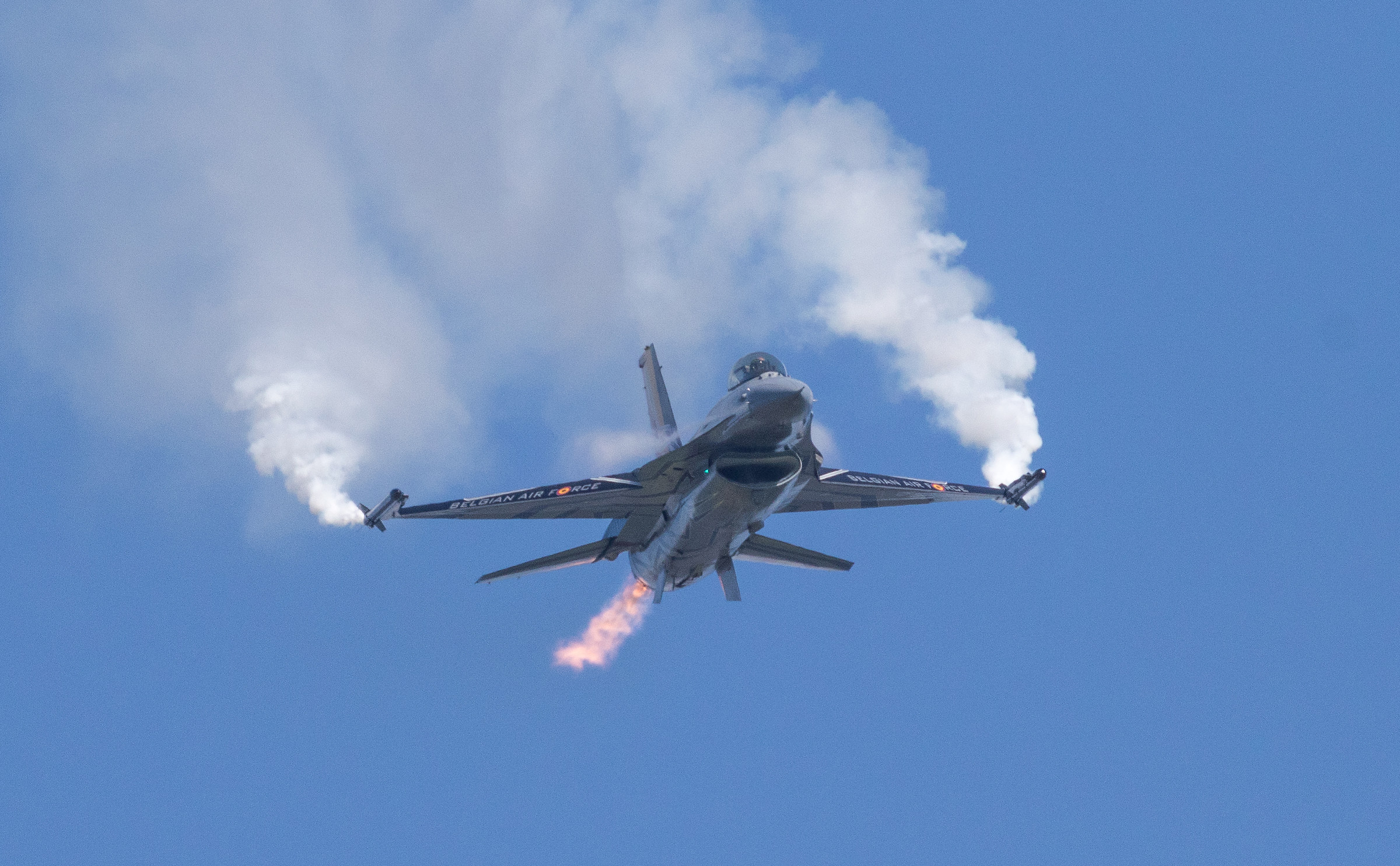 Belgian F16 . 3