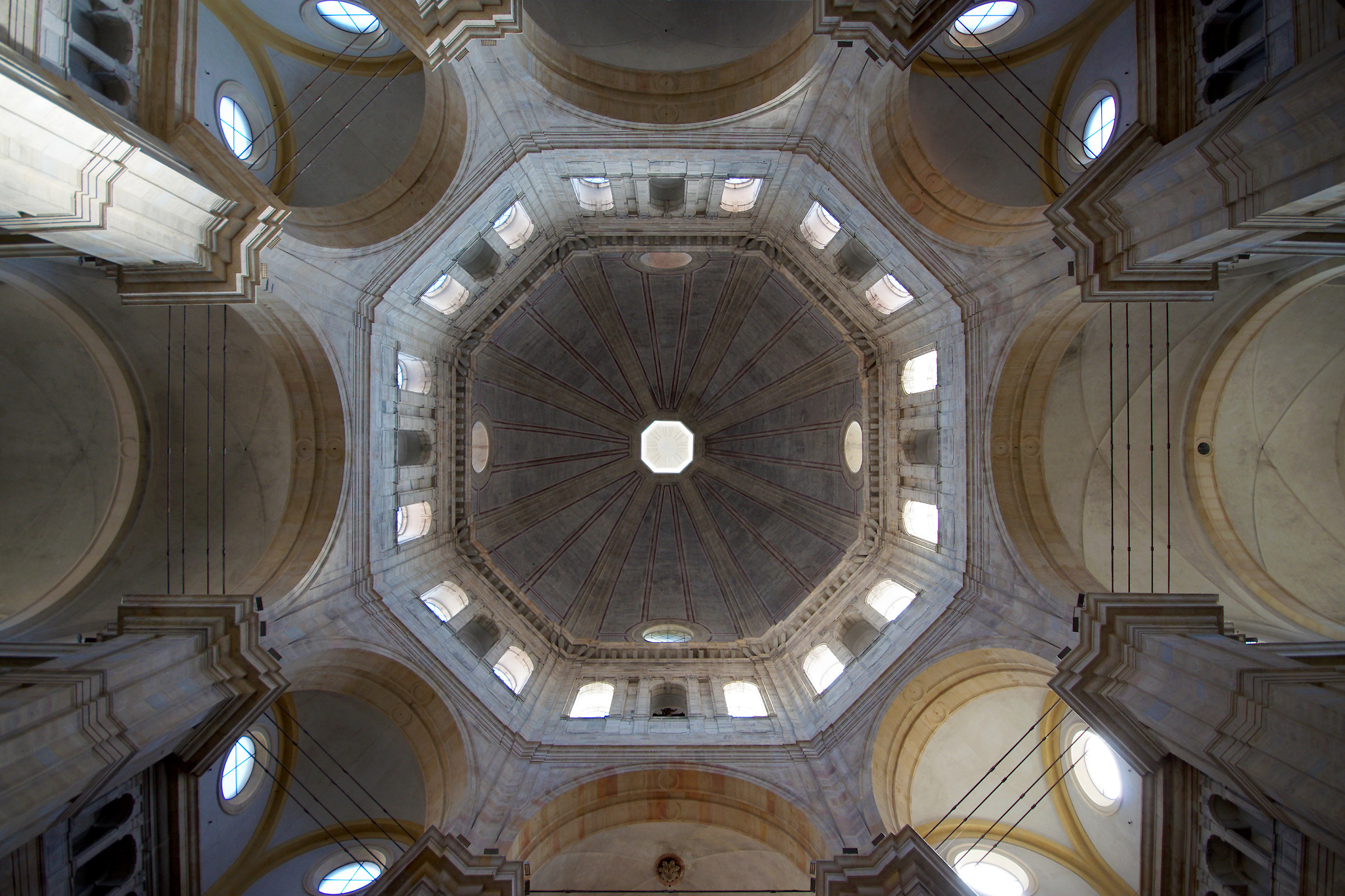 Duomo di Pavia (interno)