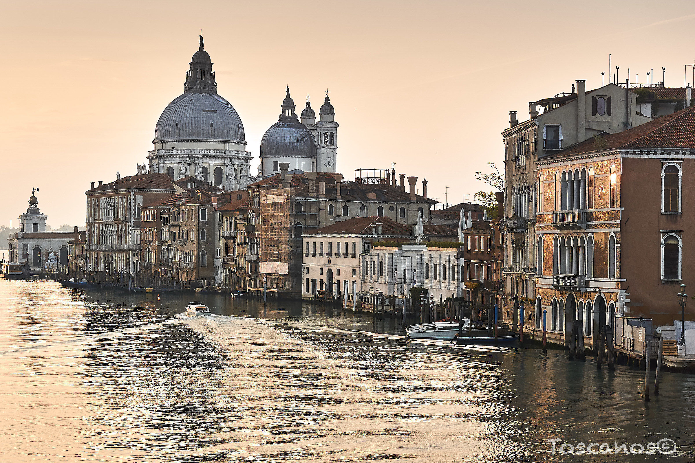 dal_ponte_dell'Accademia