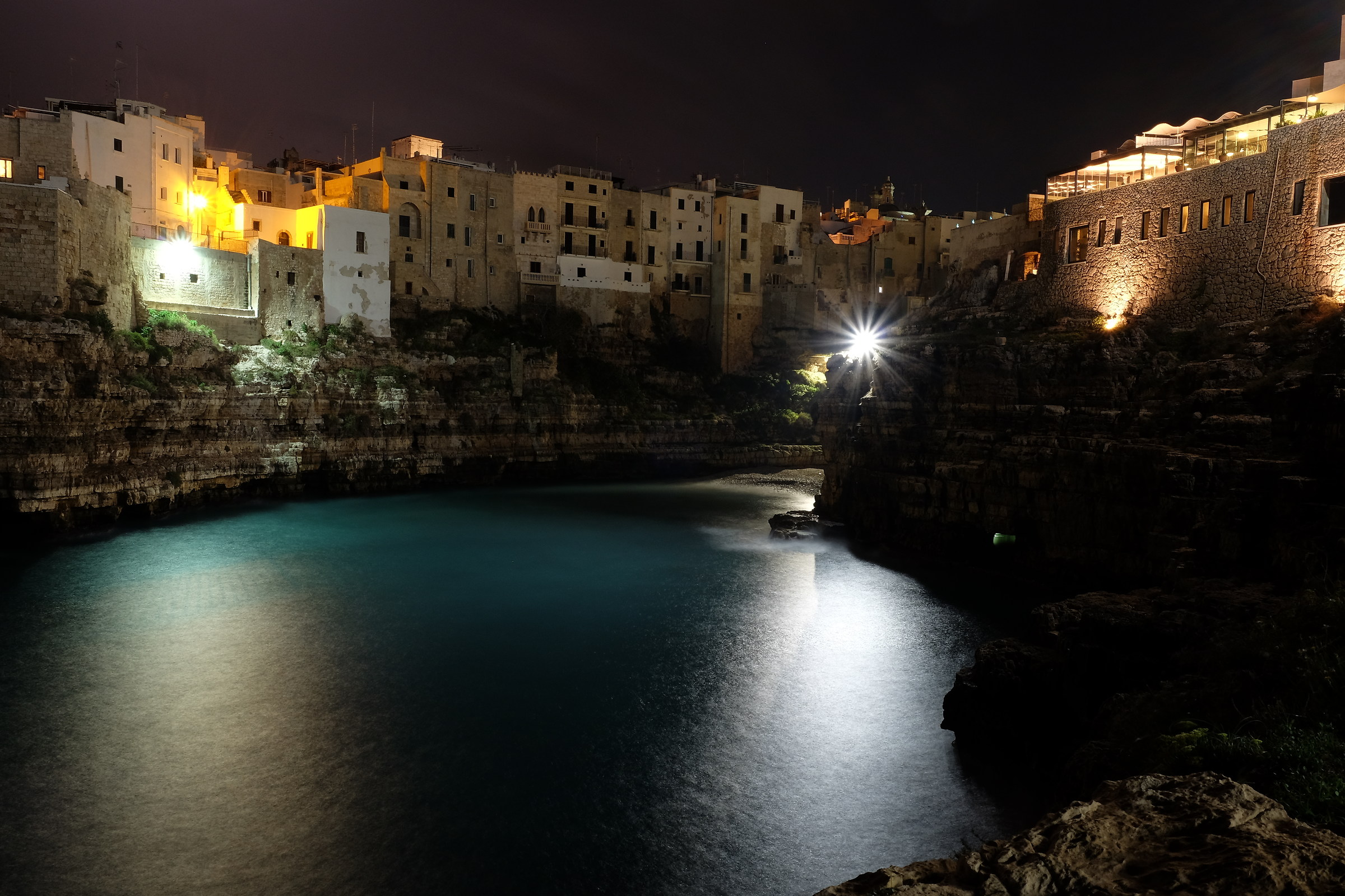 Polignano a Mare, dalla scogliera.