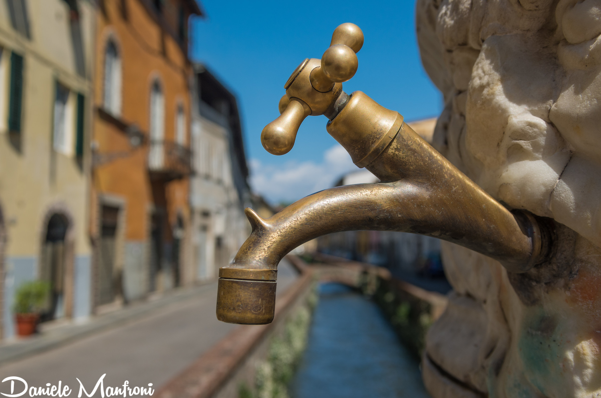 Lucca ... the channel