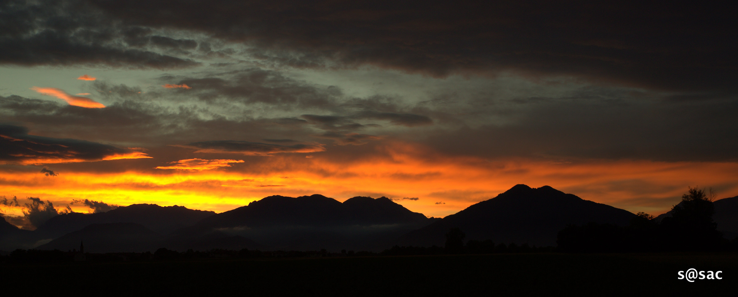 Good Night Low Dolomites
