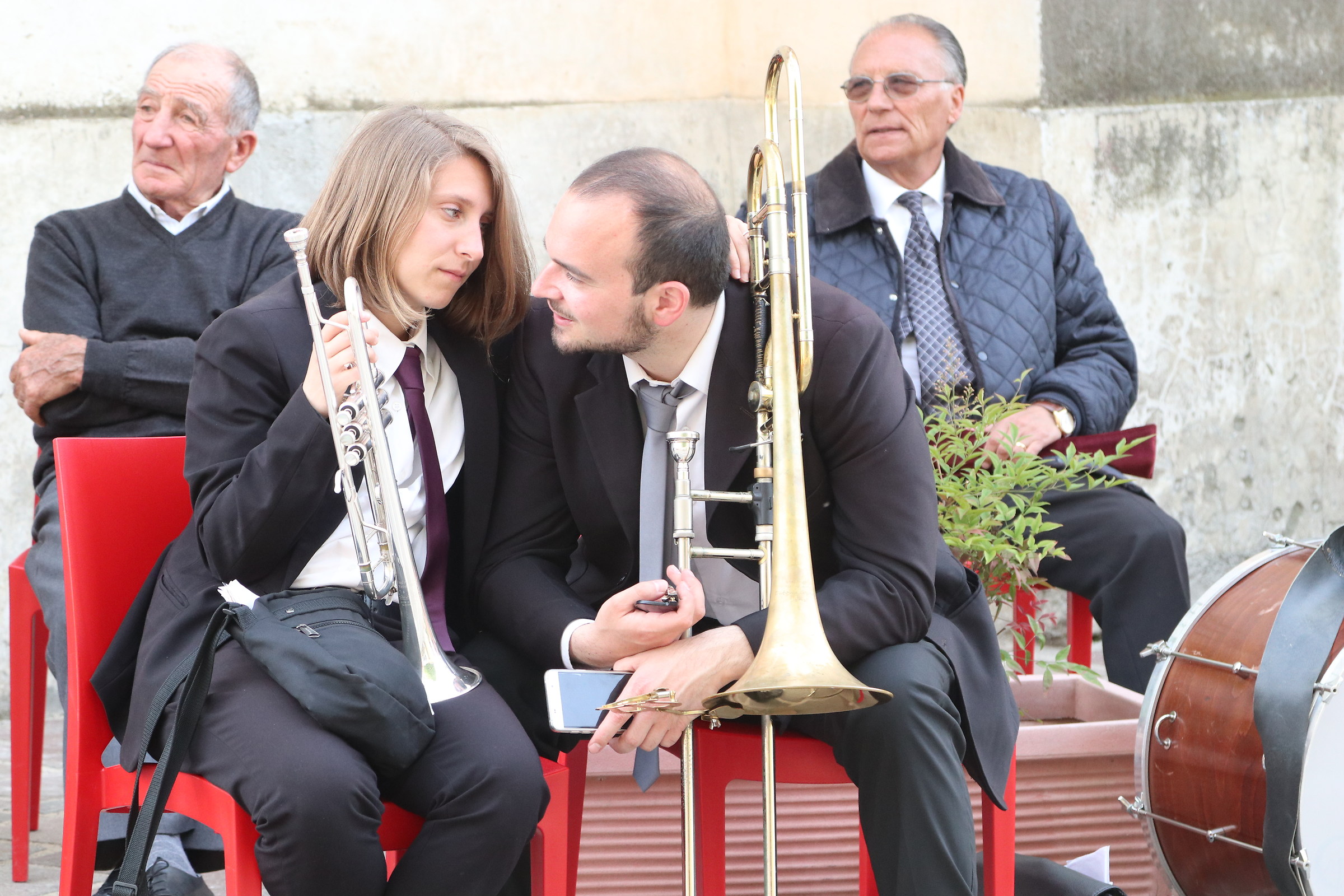 Lei ha preso l'iniziativa.