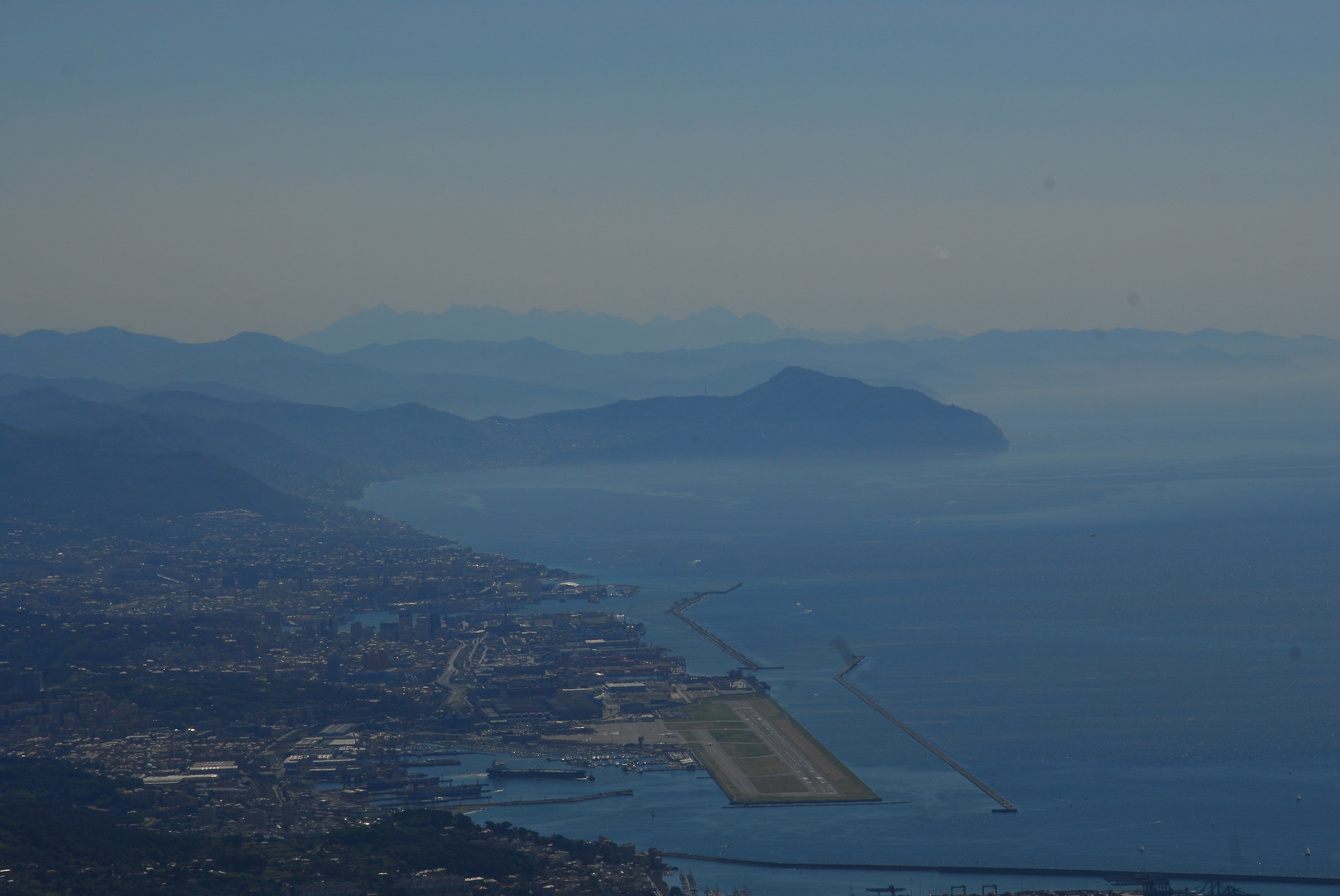 da Voltri alle Apuane