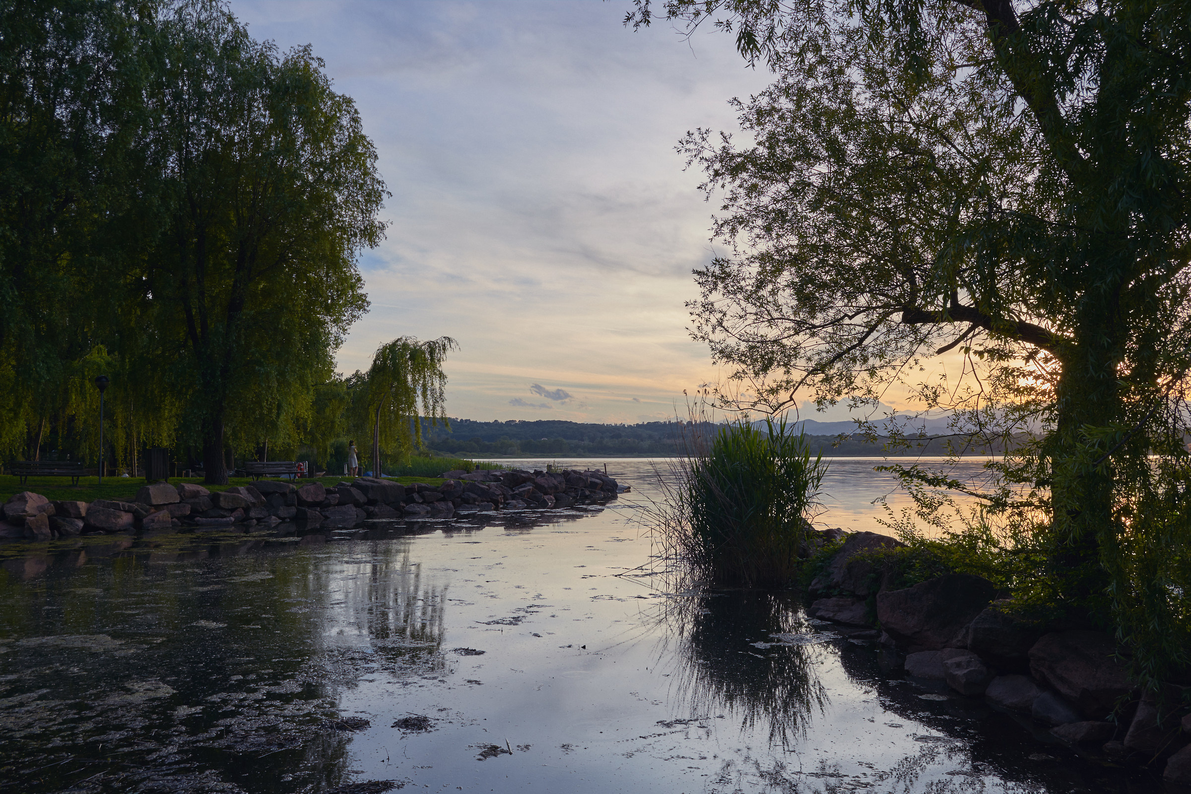 Lago Varese prima del tramonto