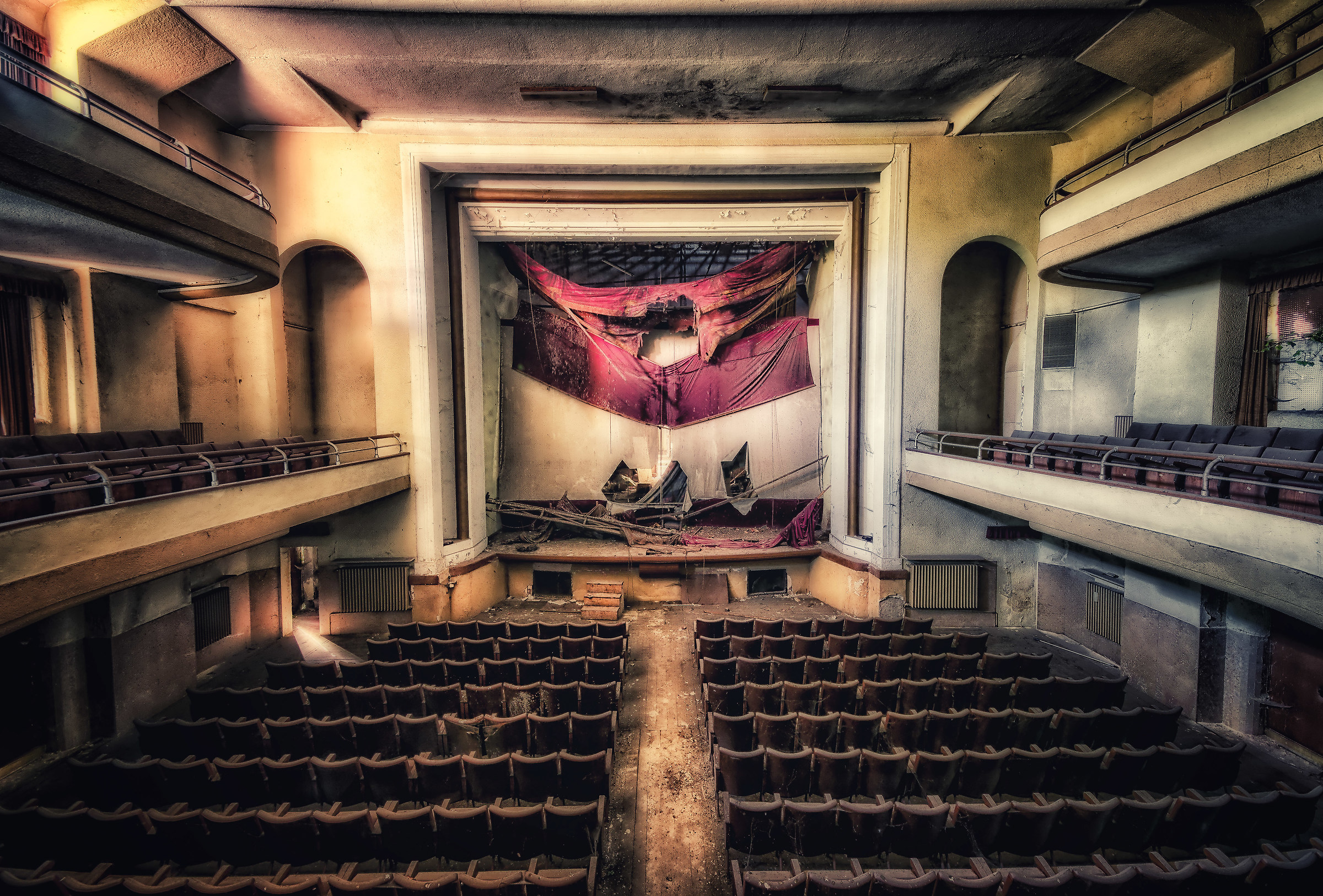 Theater of Tragedy ...