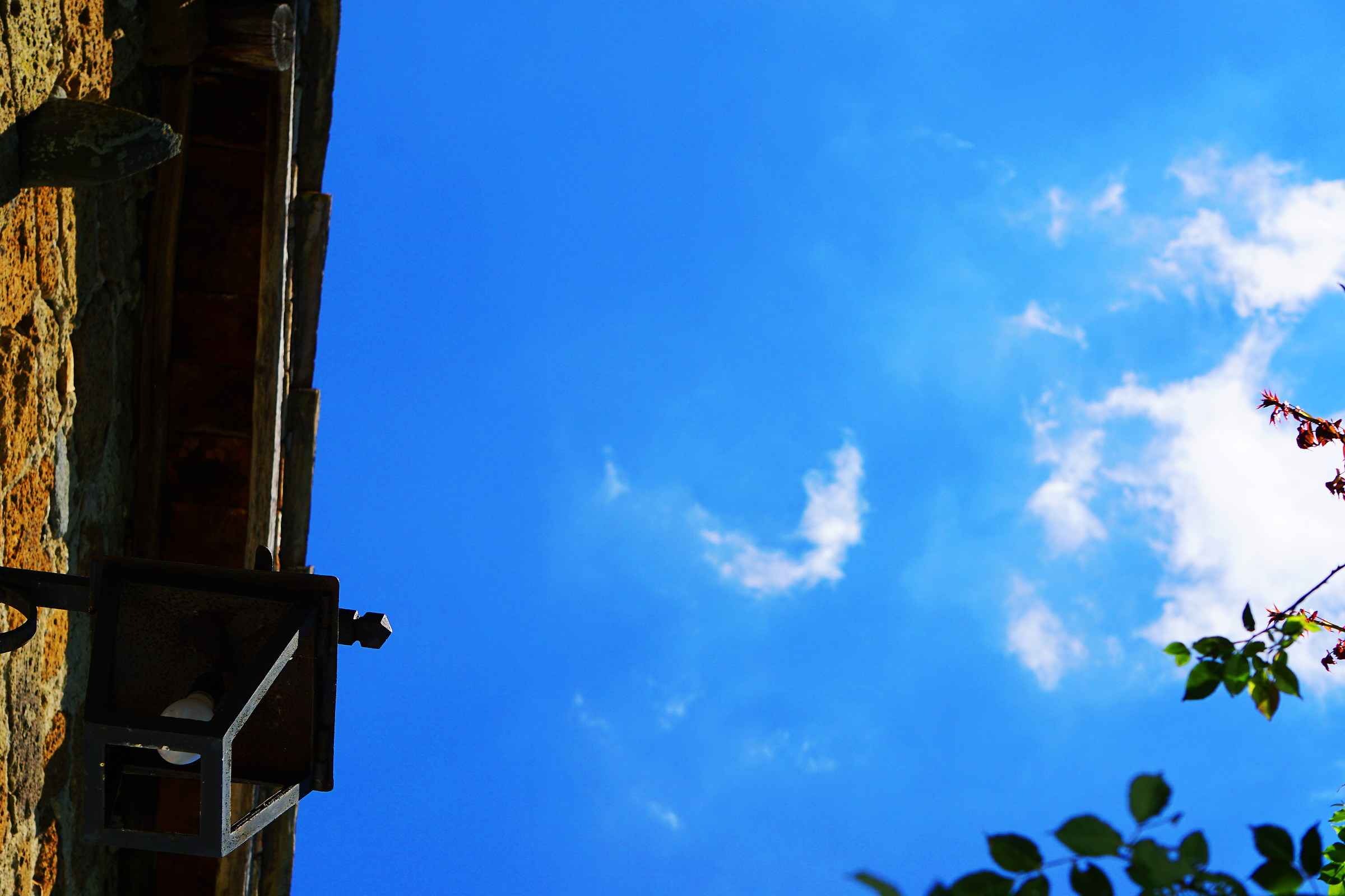 ma il cielo è sempre più blu!