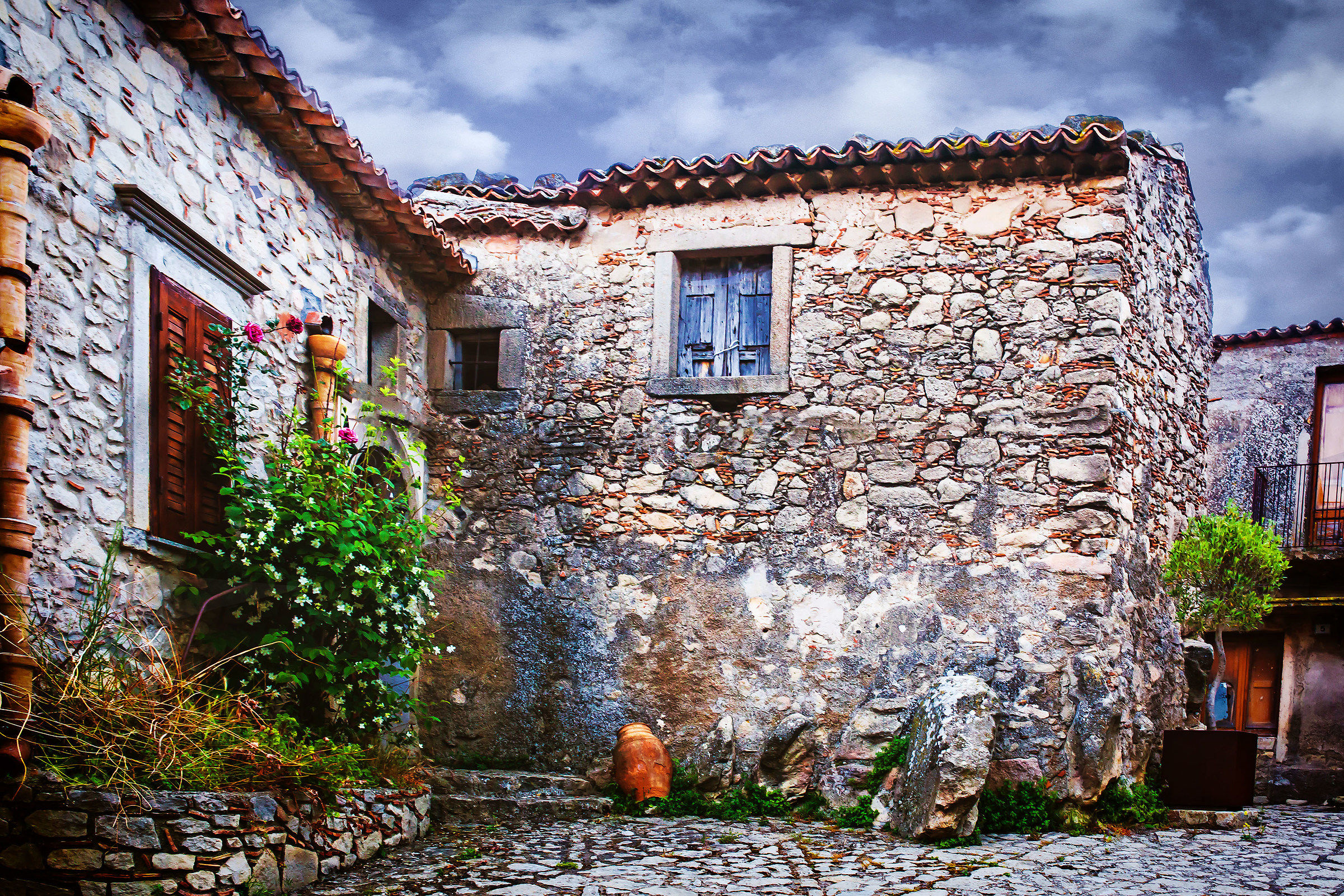 Scorcio of the ancient village of Montalbano