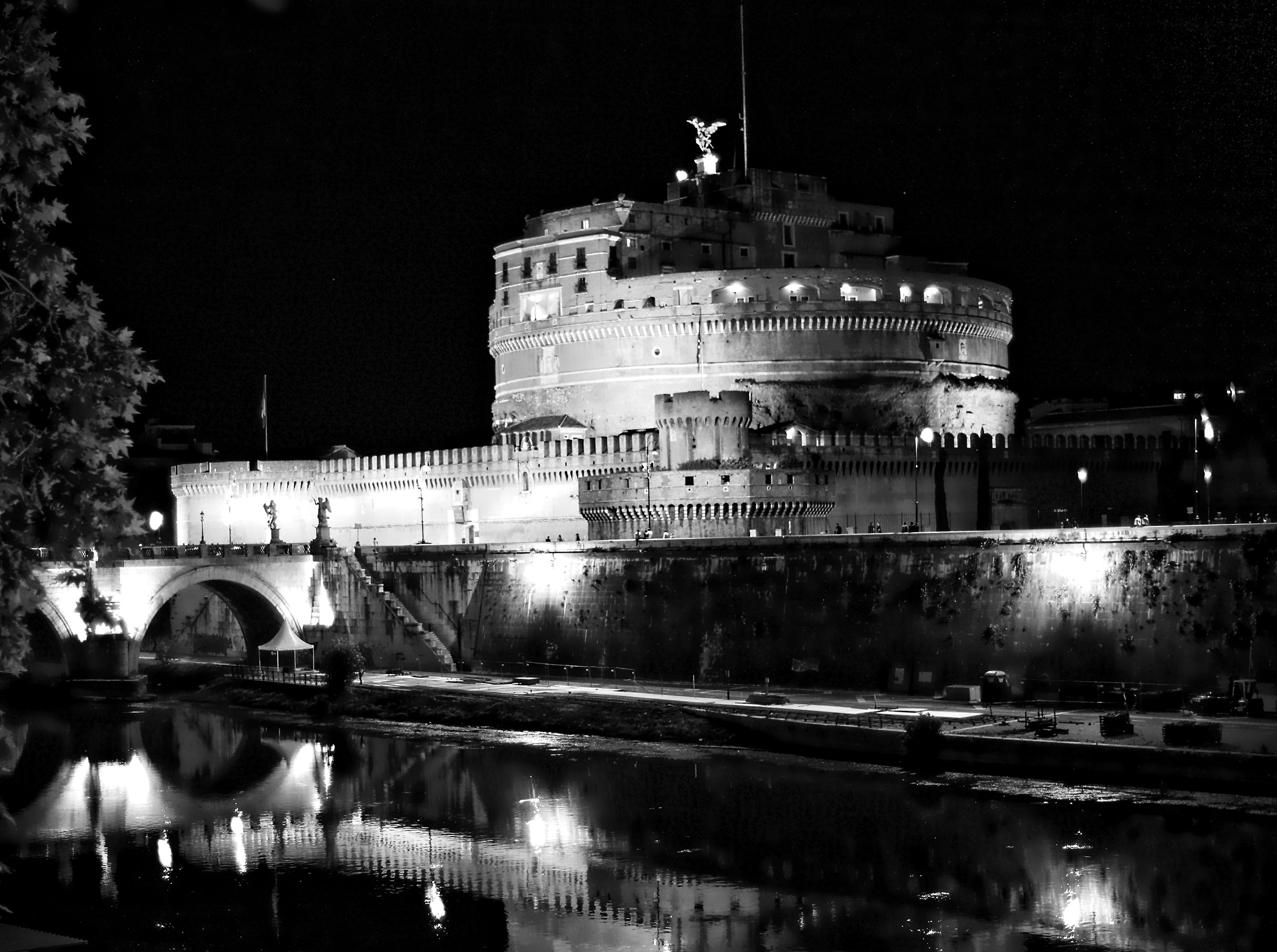 View of Castel S. Angelo or Mole Adriana