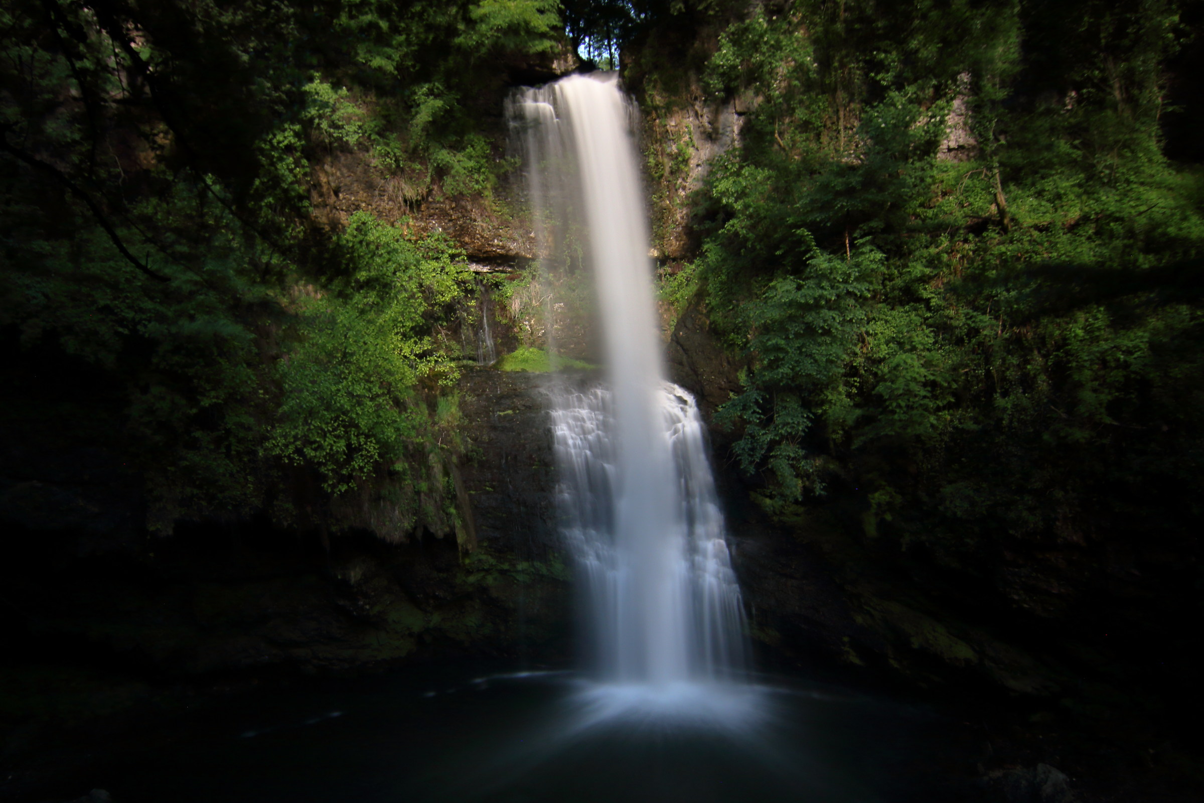Ferrera Waterfall (va)