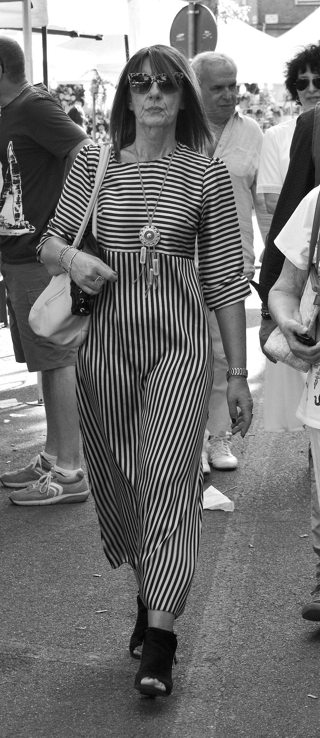 Elegance makes way ...