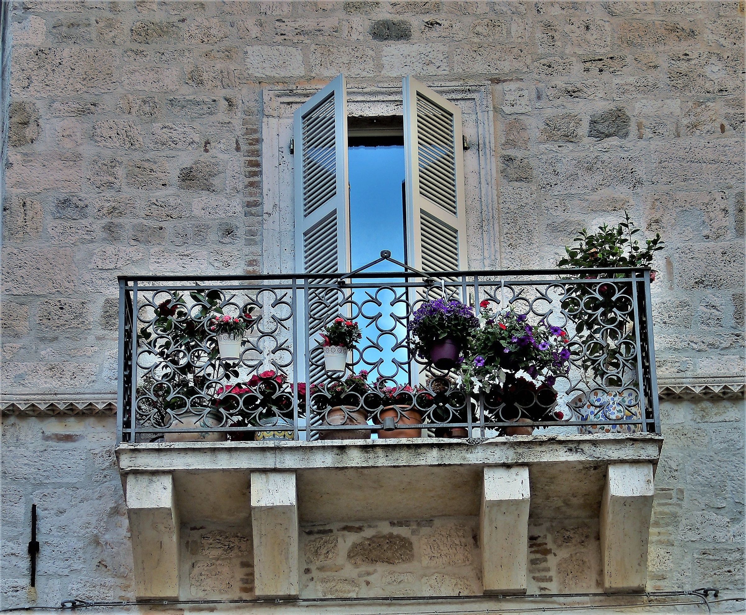 per le vie di Ascoli Piceno