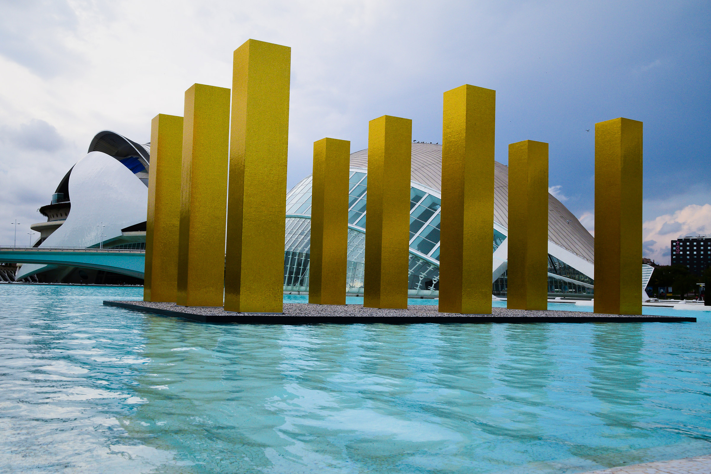 The Sky Over Nine Columns (Heinz Mack)