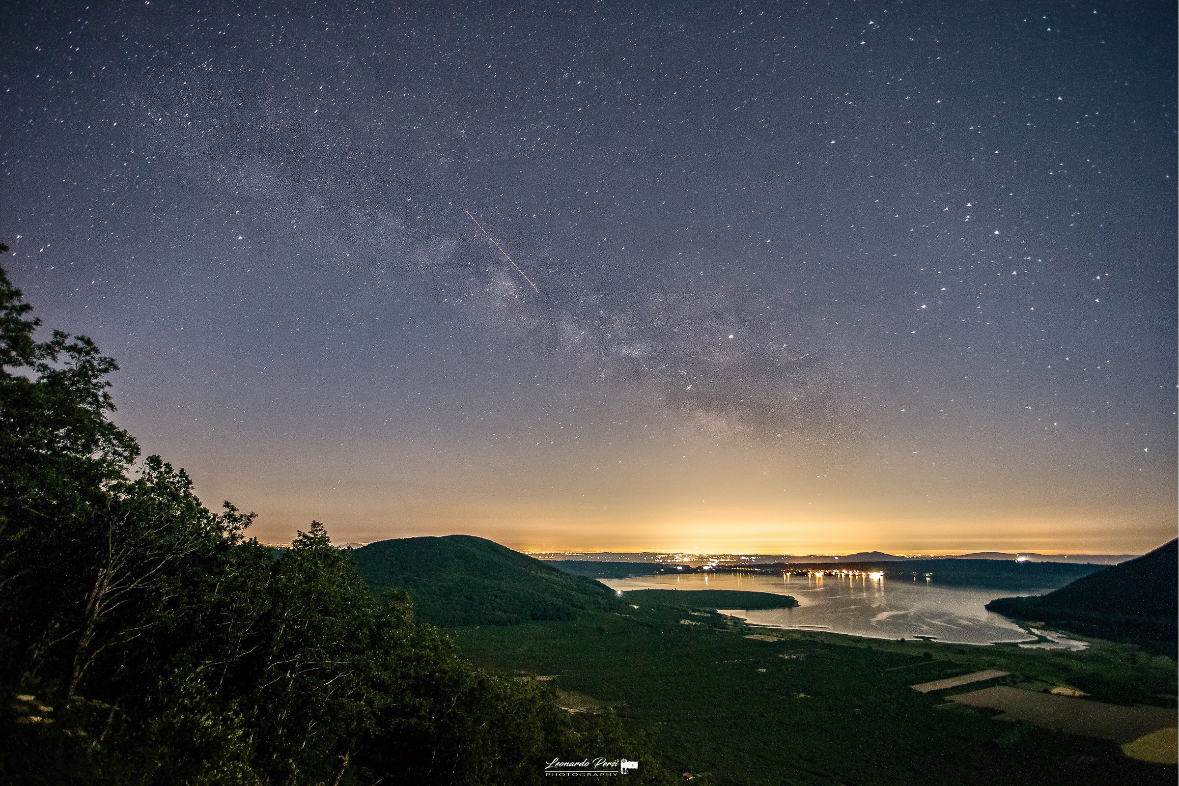 Via Lattea sul lago di Vico.