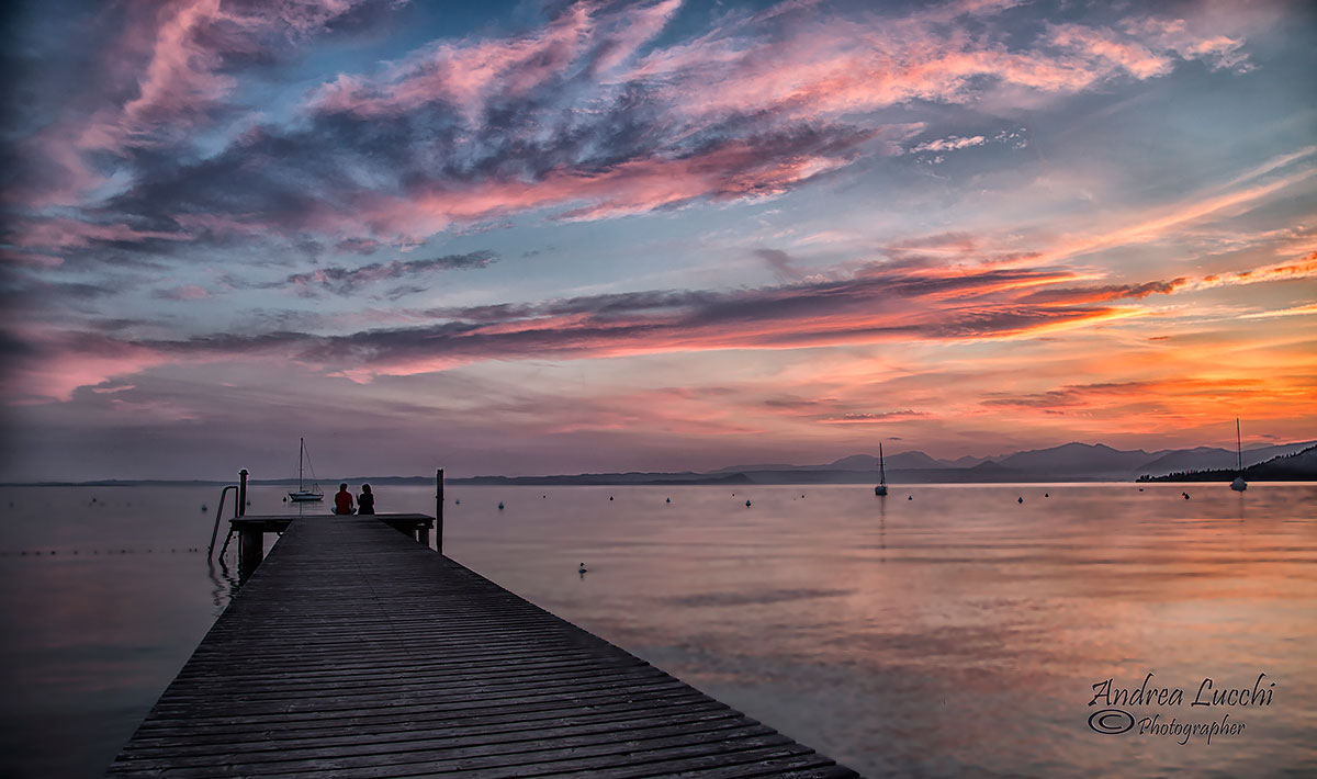Contemplando il tramonto sul Garda