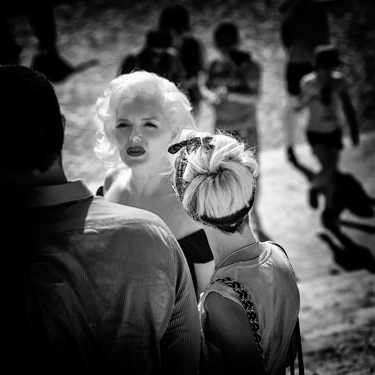 And in the crowd I see your face Marilyn ...