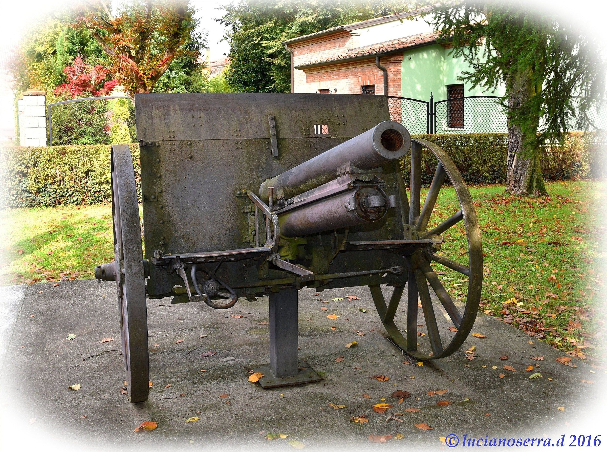 Vecchio cannone a Borgofranco sul Po (Mn)