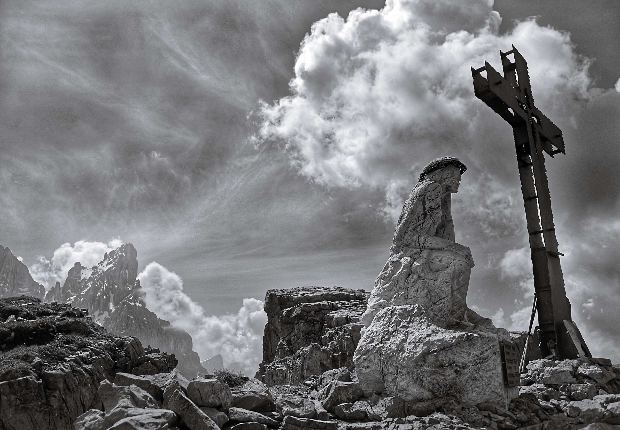 Christ Thinking, Dolomites