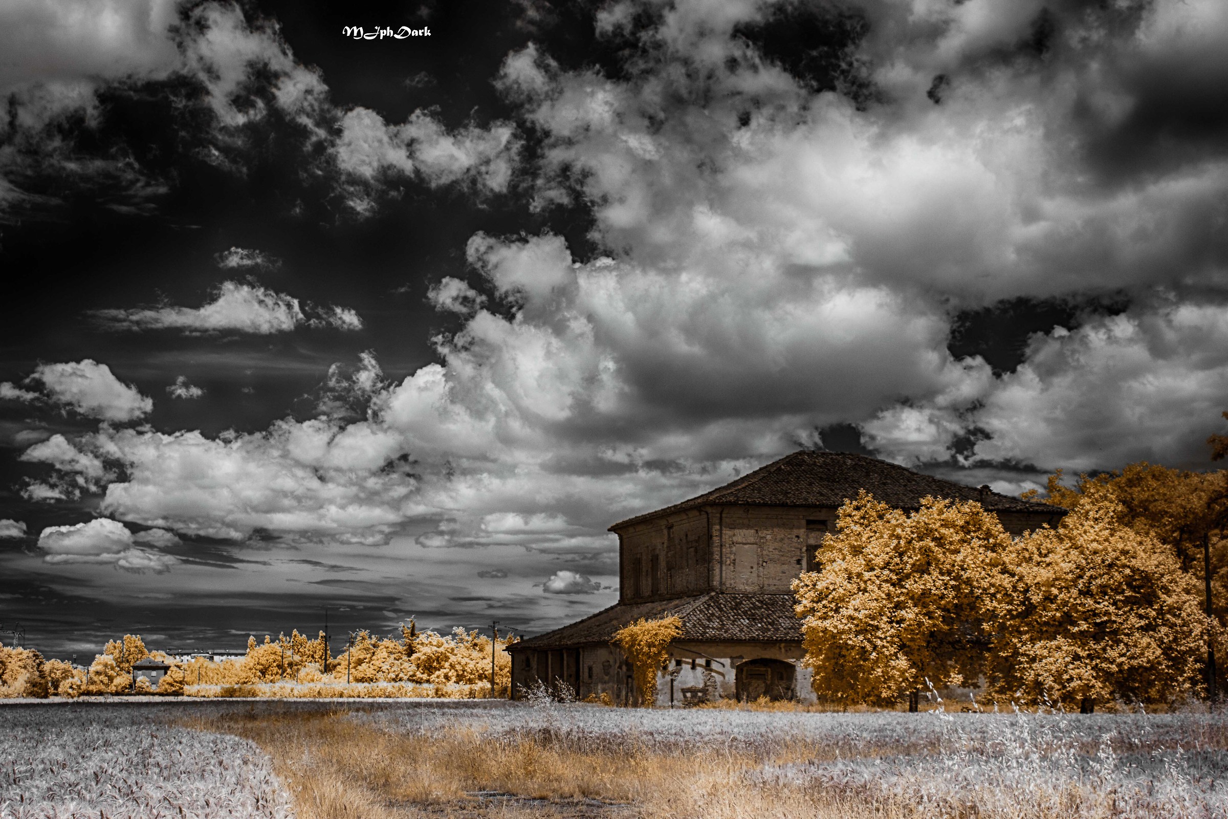 Infradark casolare abbandonato