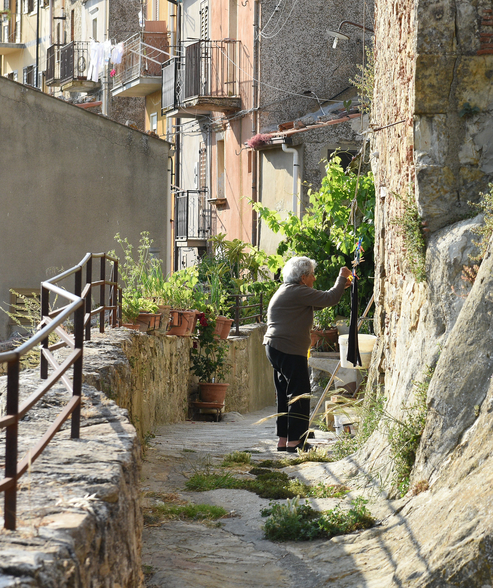 Sperlinga lungo le vie la vita scorre placida