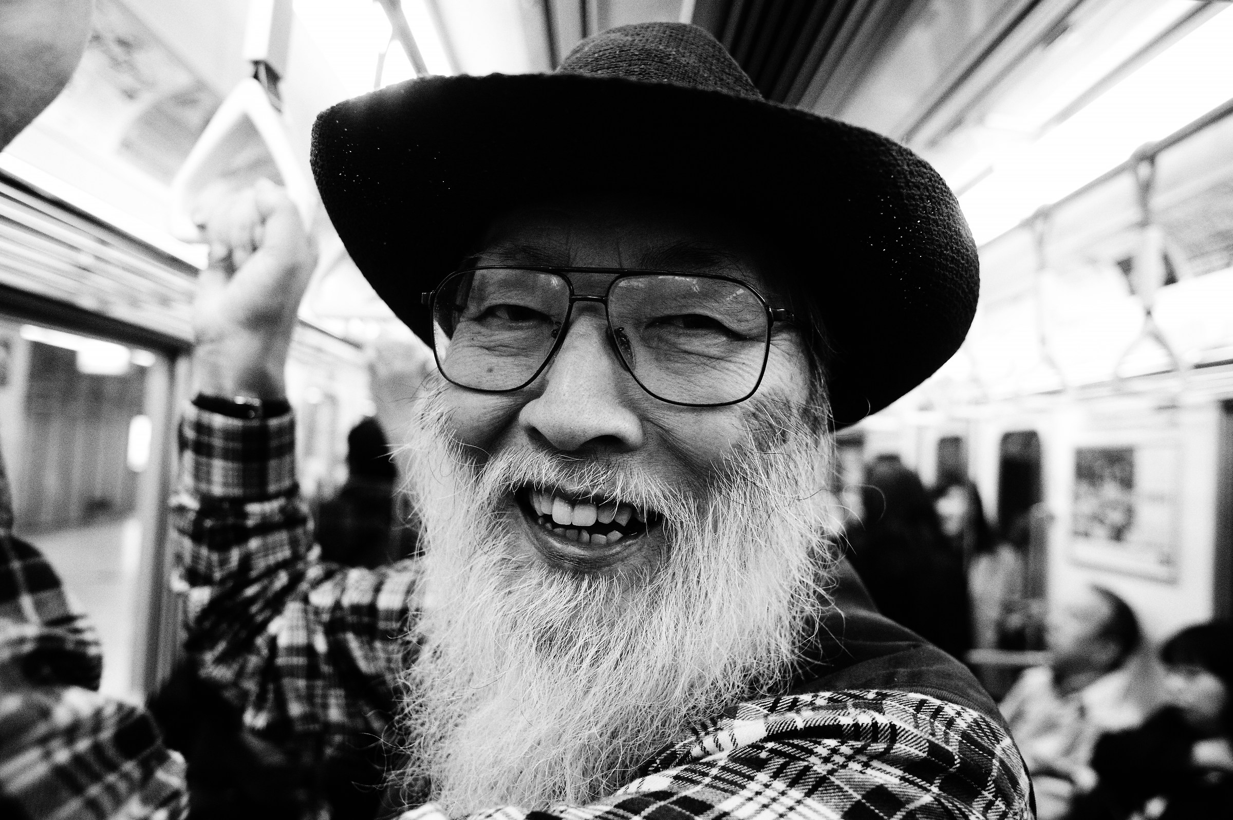 Tokyo: smile in the subway