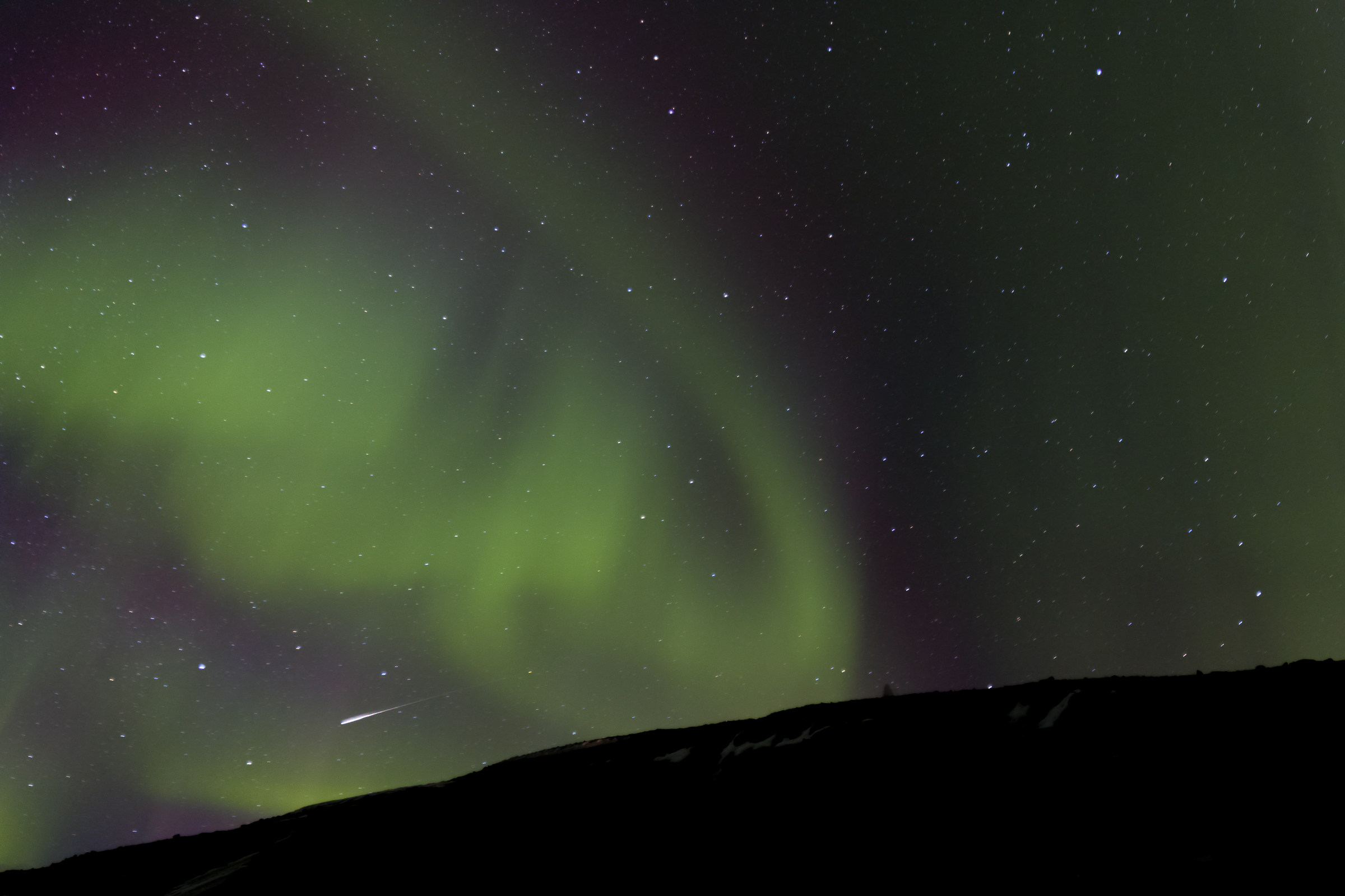 Aurora and falling star