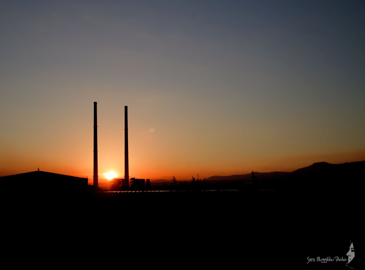 Sulla via del tramonto a Ottana