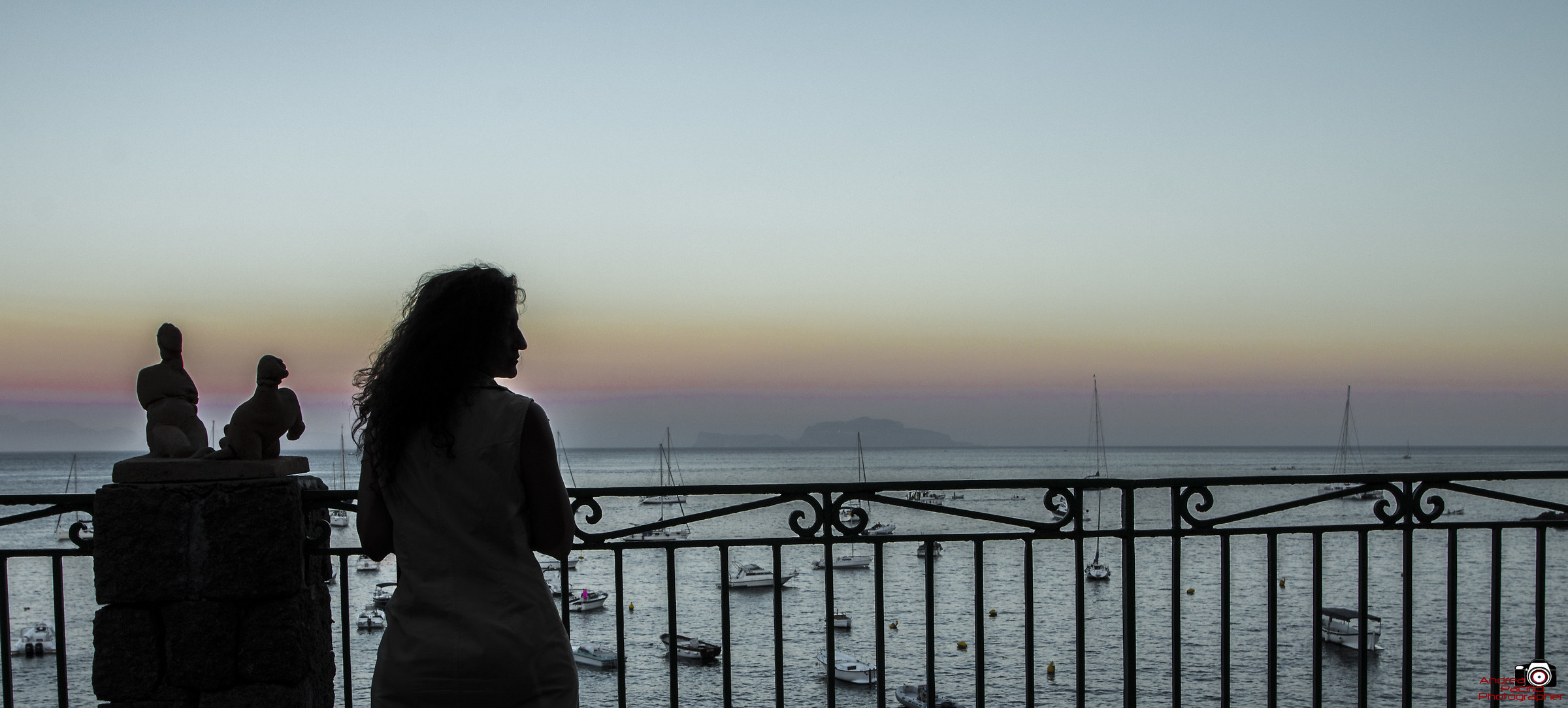 Ischia che guarda Capri