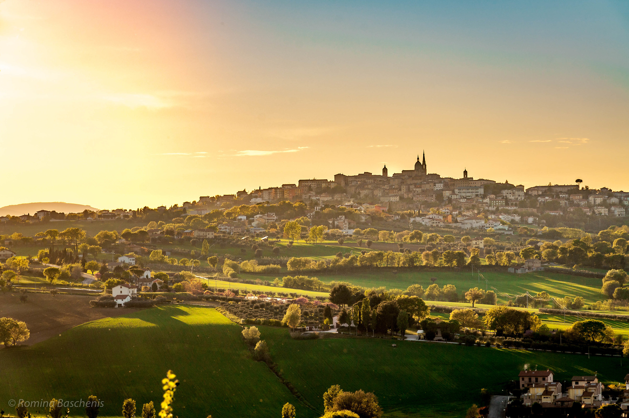 Ostra Vetere at sunset