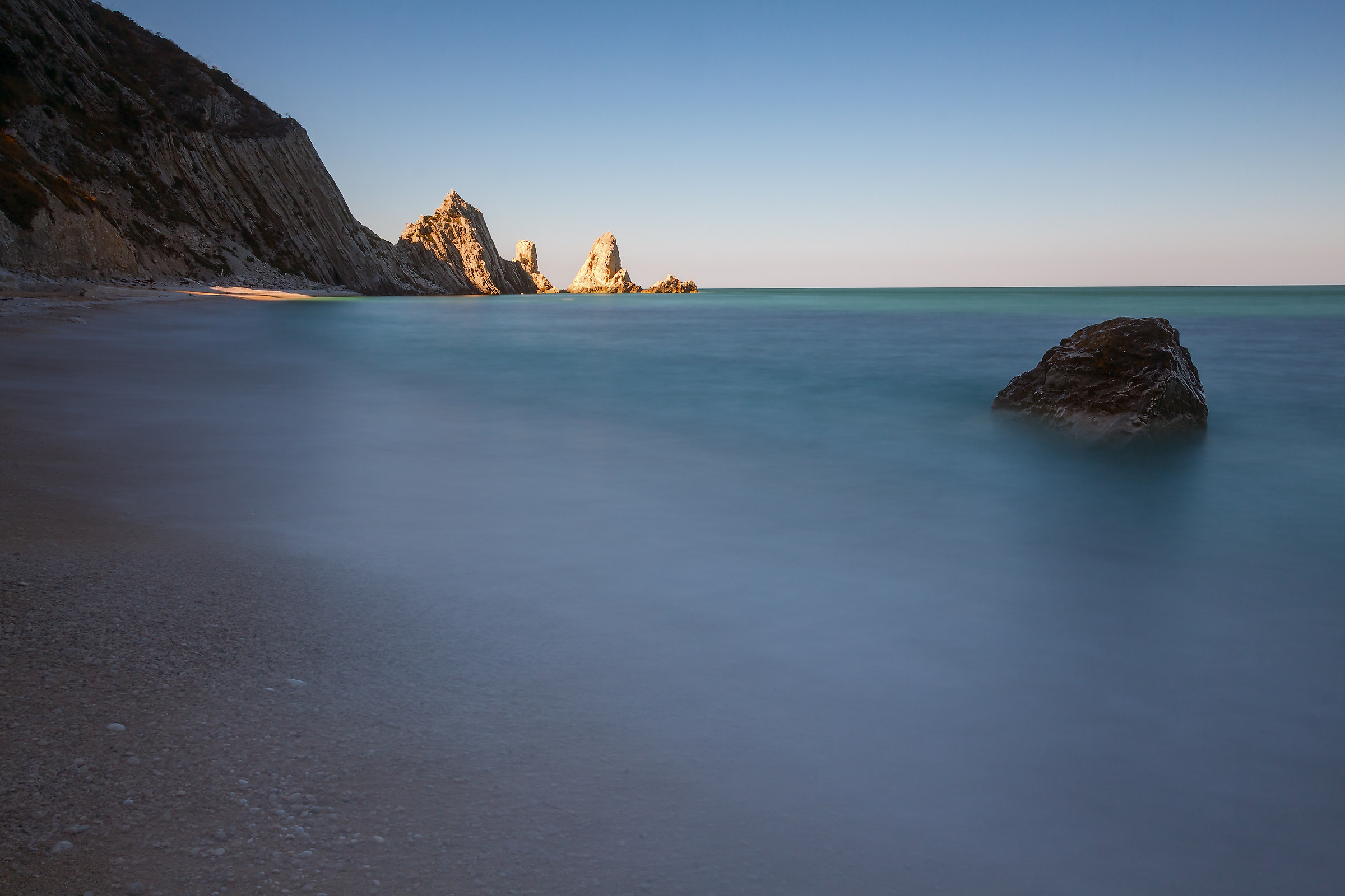 Spiaggia delle due Sorelle