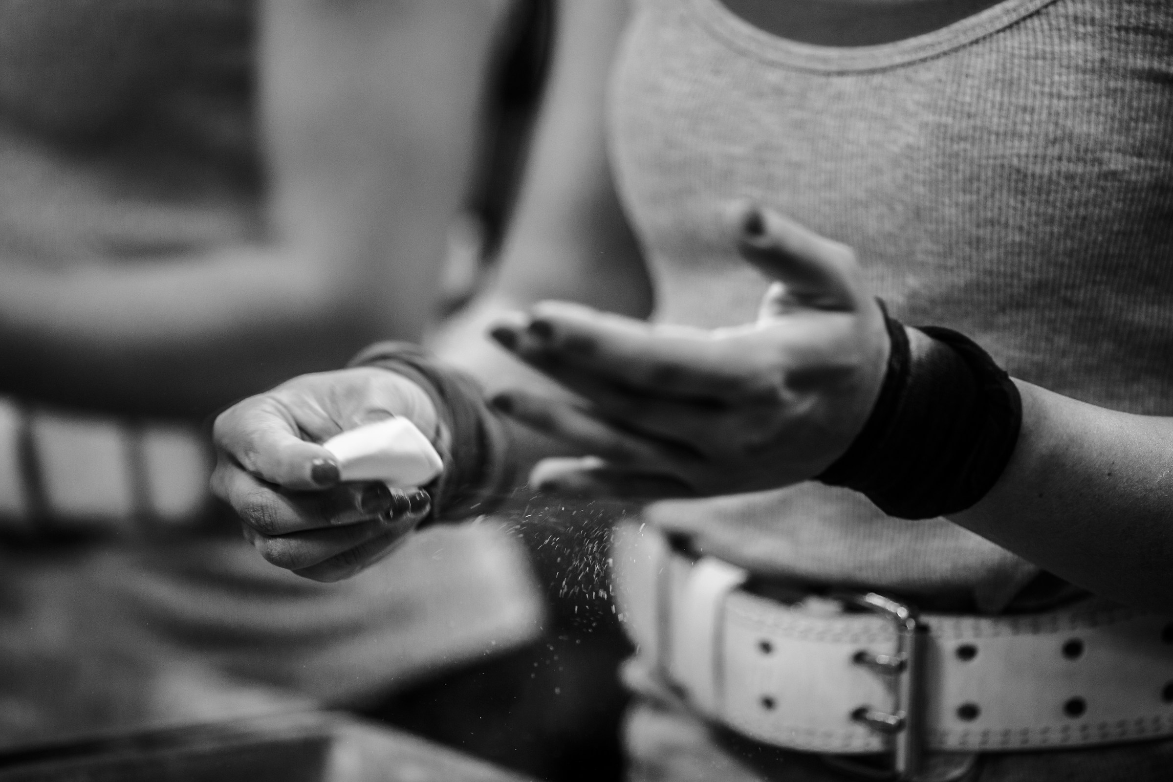 Stefania's preparation - nail varnish & magnesium