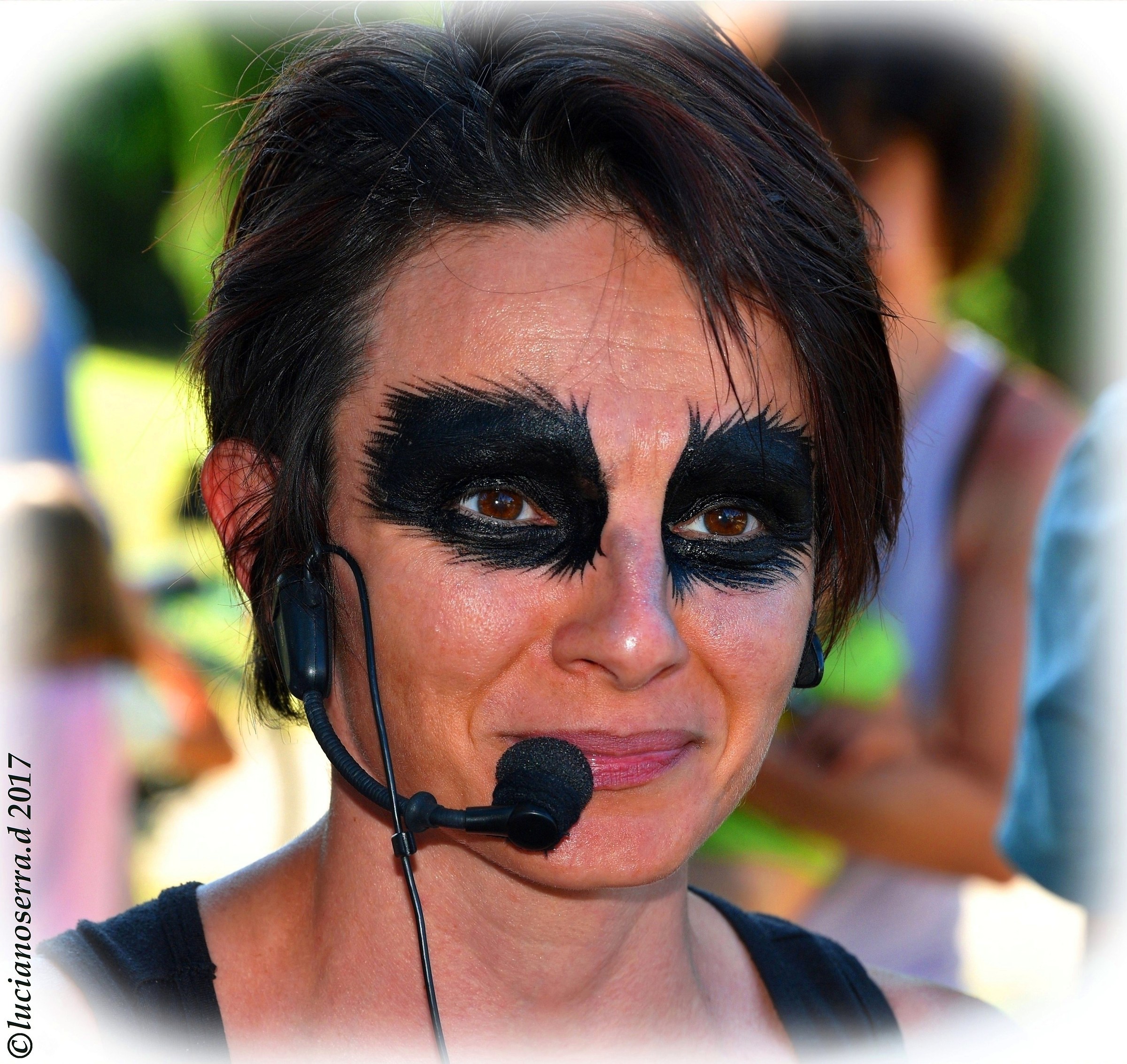 Giorgia... burattinaia e corvo...