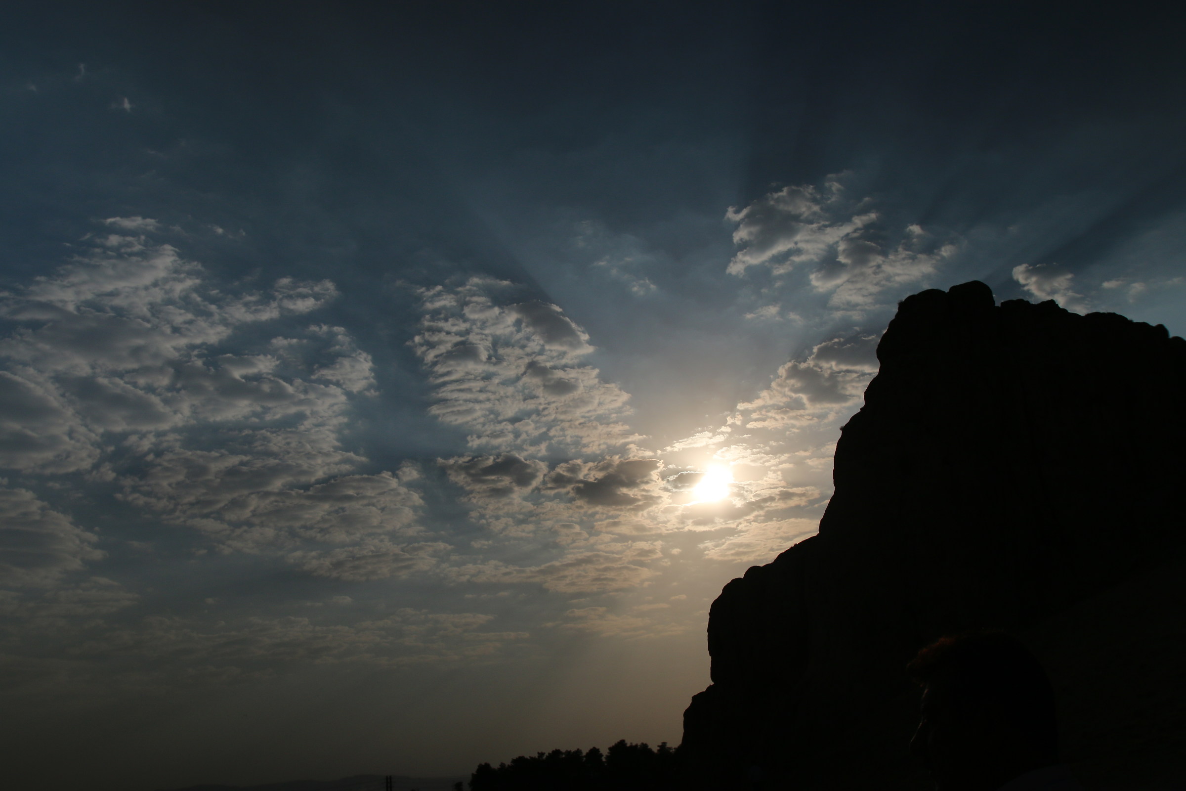 Canon EOS 70d / iso100 / 1/100 sec. F / 7.1 18mm