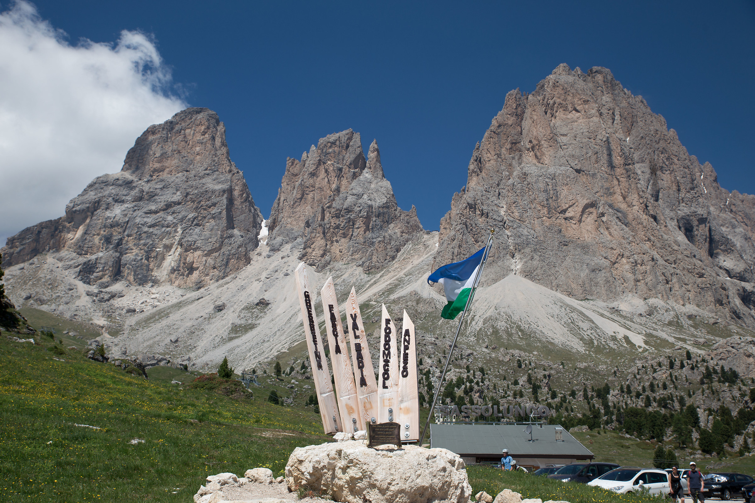Monument to the Ladine valleys