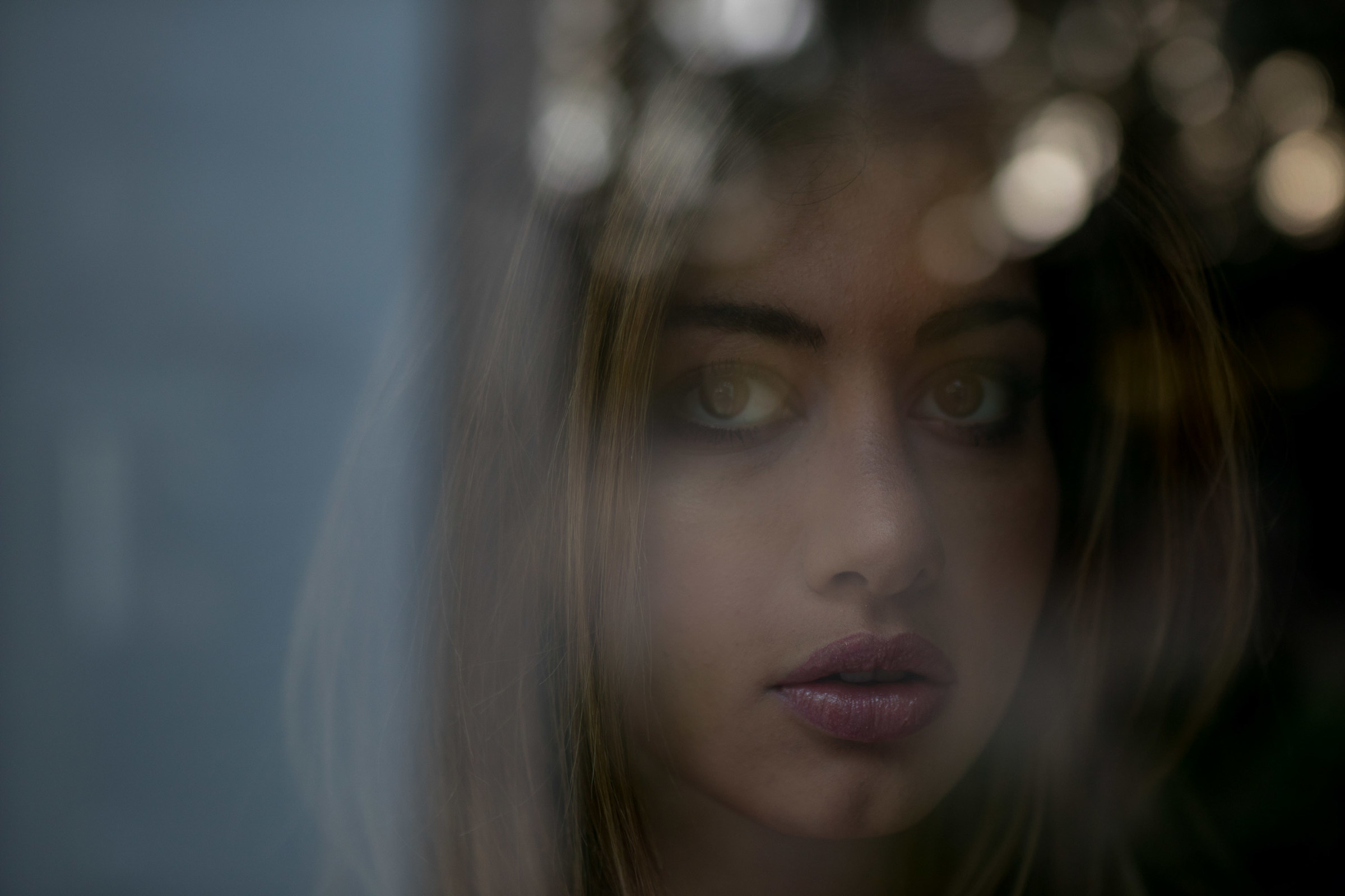 Dietro lo specchio. Ti aspetto