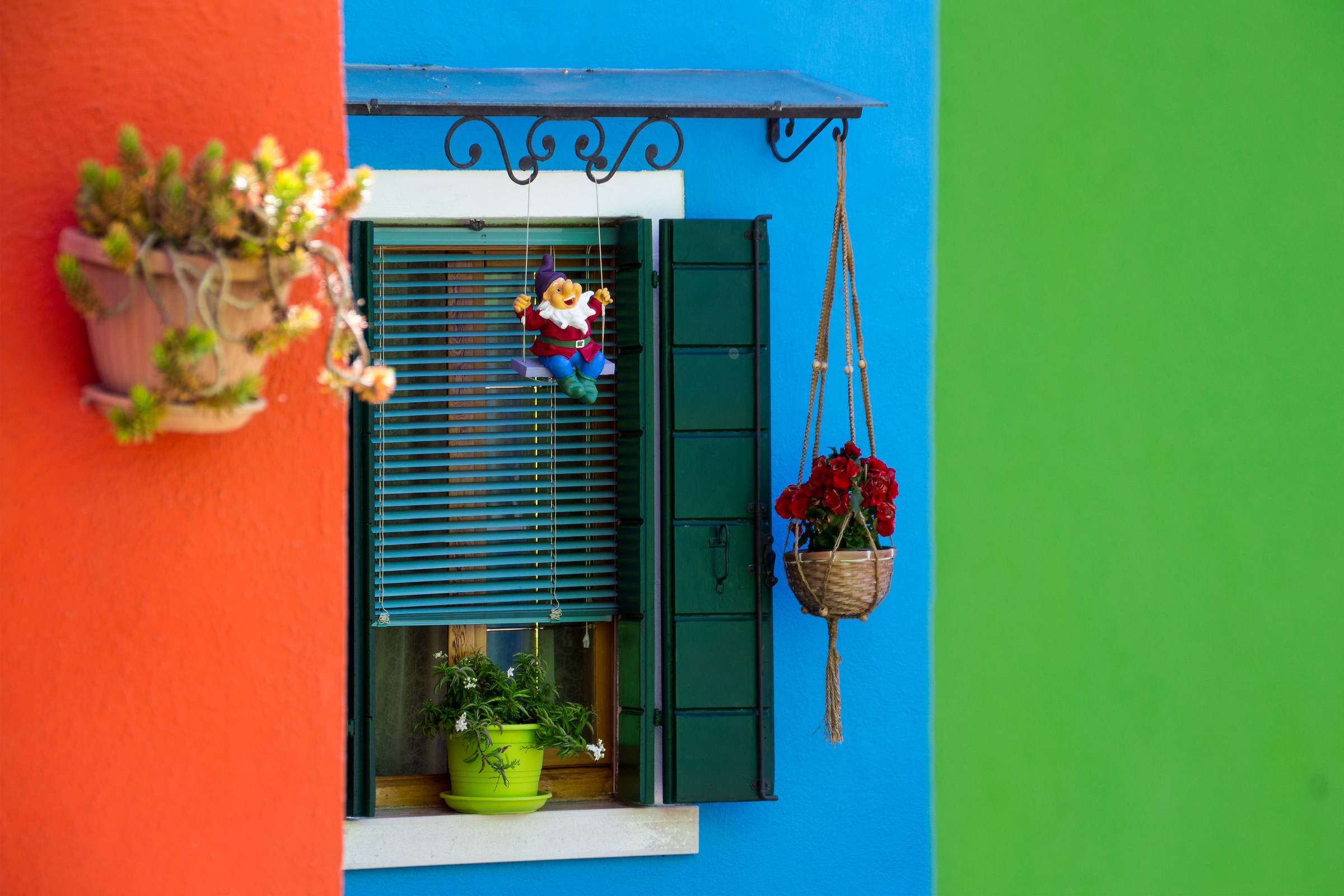 Perspective and Depth of Color