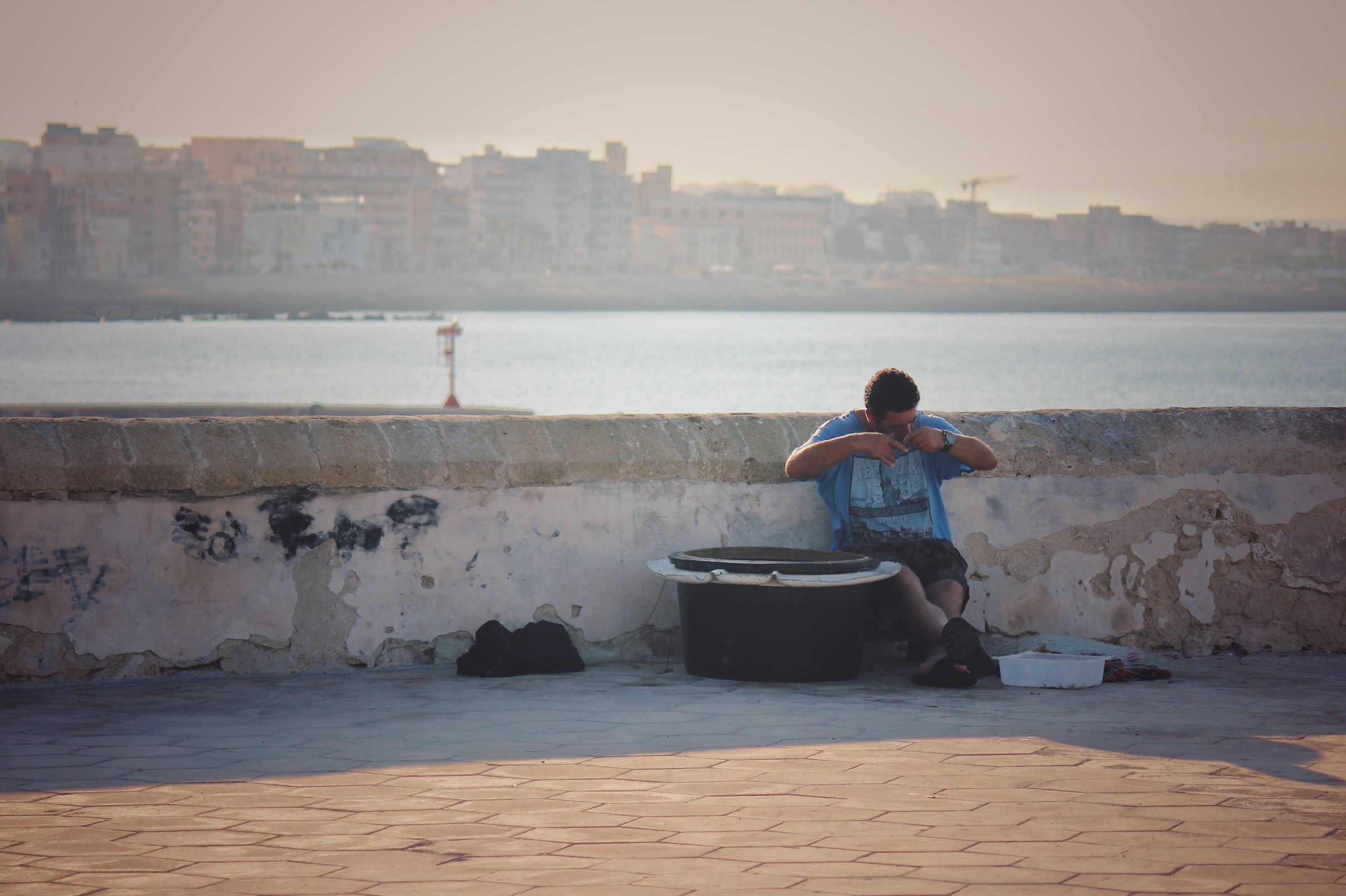 The city still sleeps ......