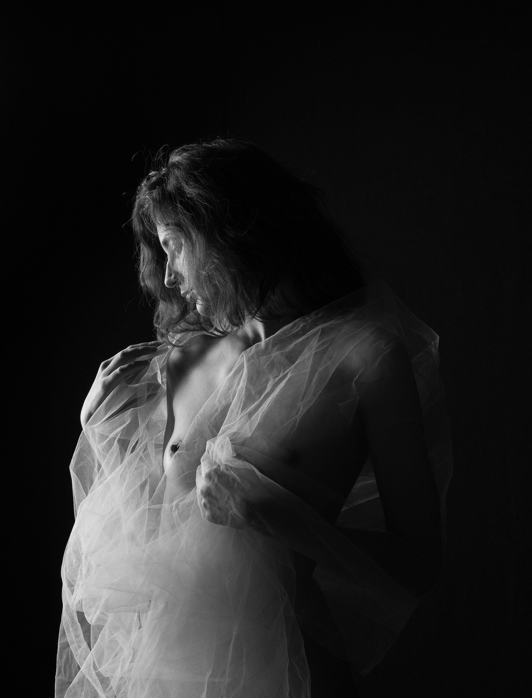 Playing light in transparencies